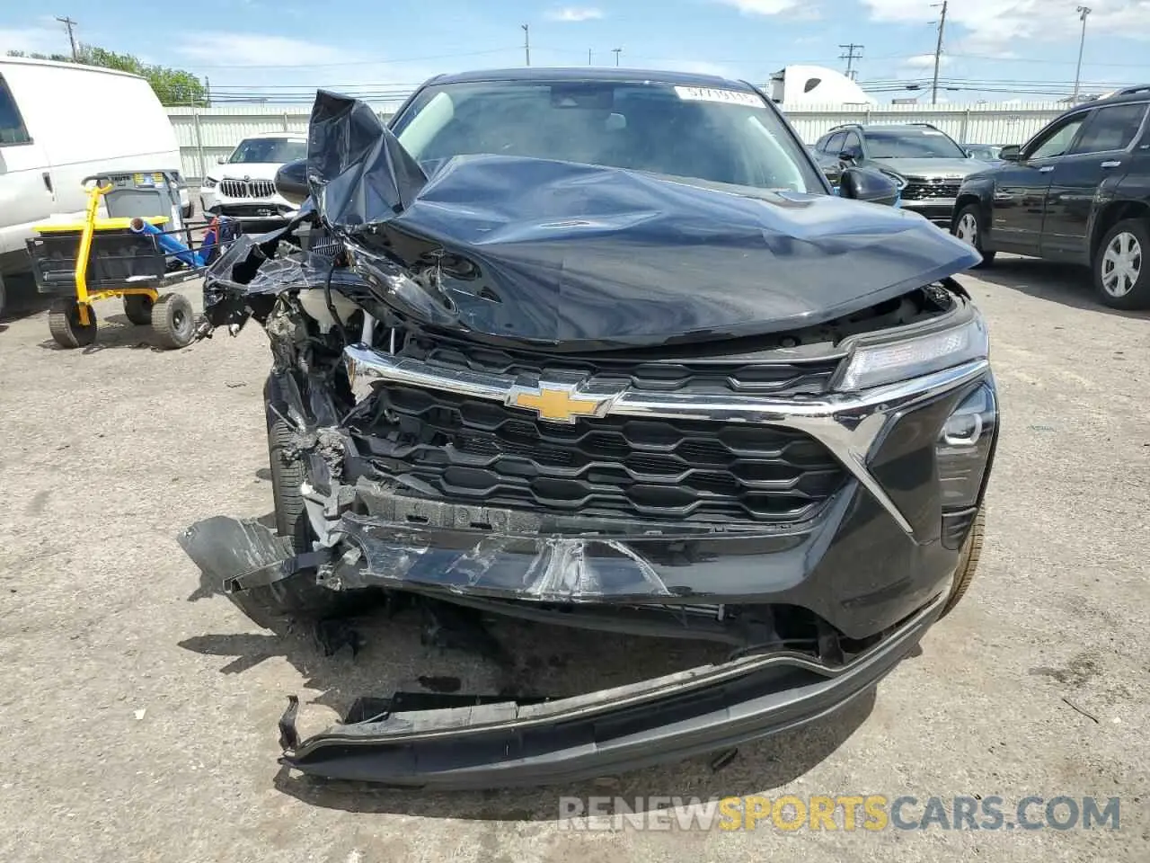 5 Photograph of a damaged car KL77LFE27RC092963 CHEVROLET TRAX 2024