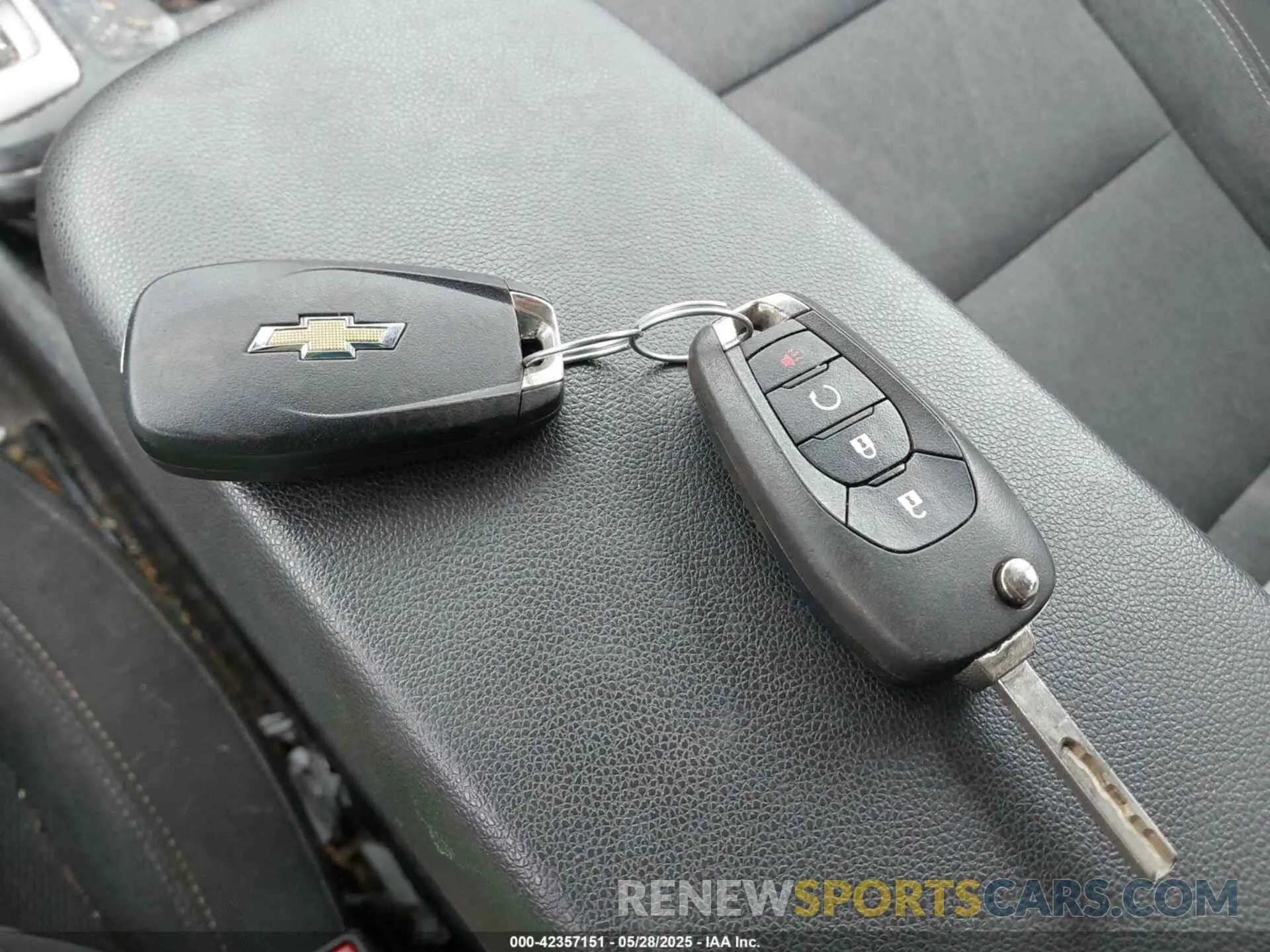 11 Photograph of a damaged car KL77LFE27RC096138 CHEVROLET TRAX 2024