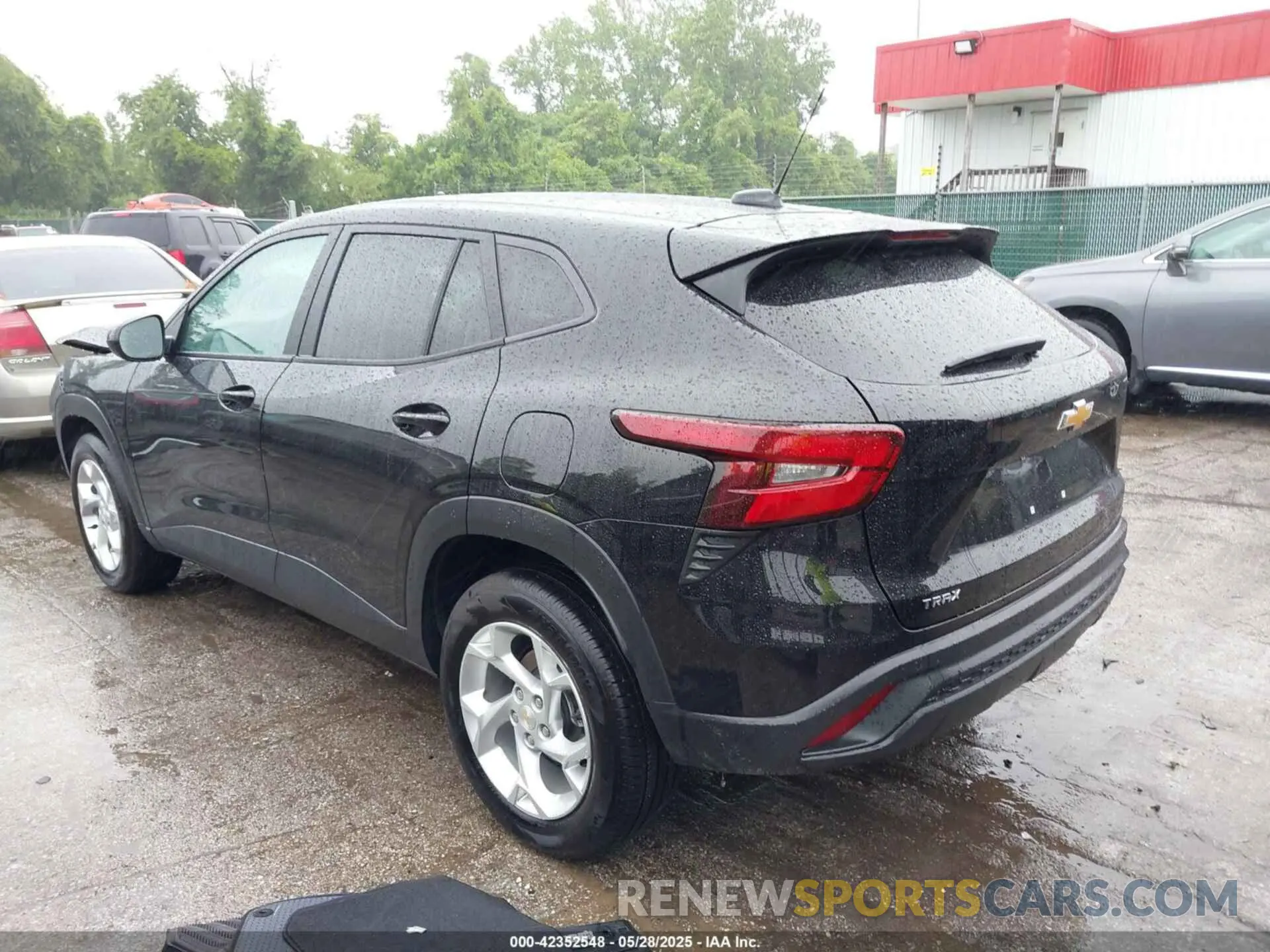 3 Photograph of a damaged car KL77LFE27RC208274 CHEVROLET TRAX 2024