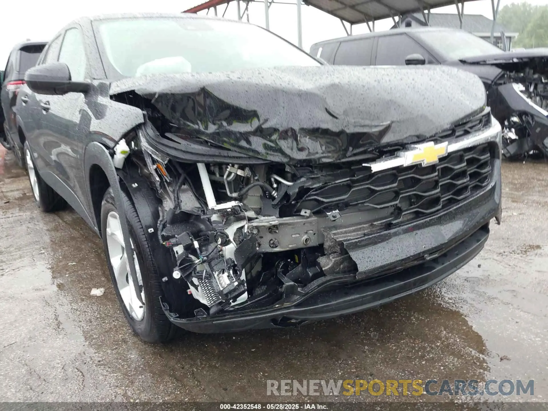 6 Photograph of a damaged car KL77LFE27RC208274 CHEVROLET TRAX 2024