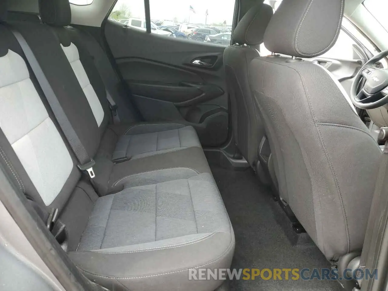 11 Photograph of a damaged car KL77LFE28RC084919 CHEVROLET TRAX 2024