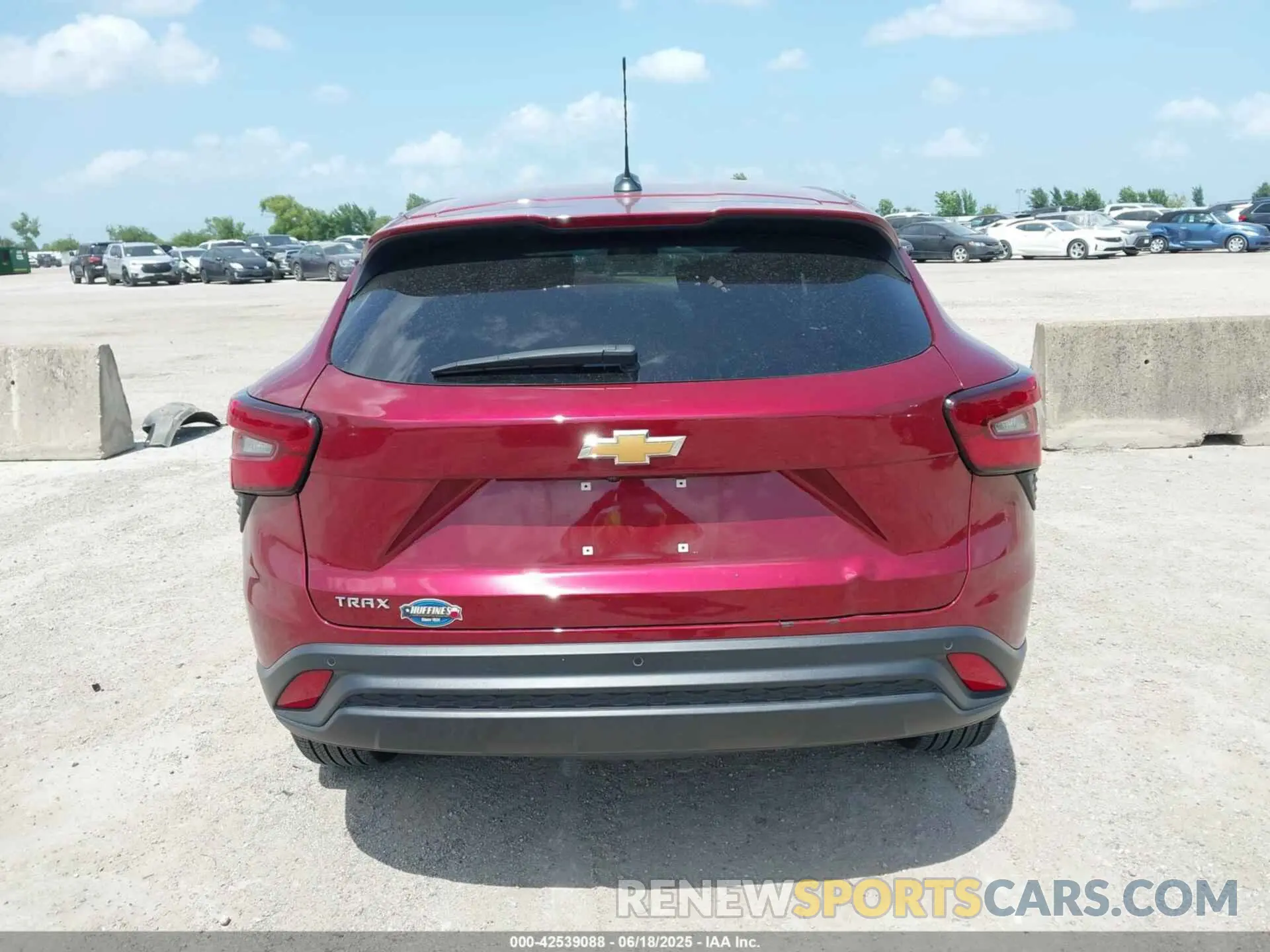 17 Photograph of a damaged car KL77LFE28RC130605 CHEVROLET TRAX 2024