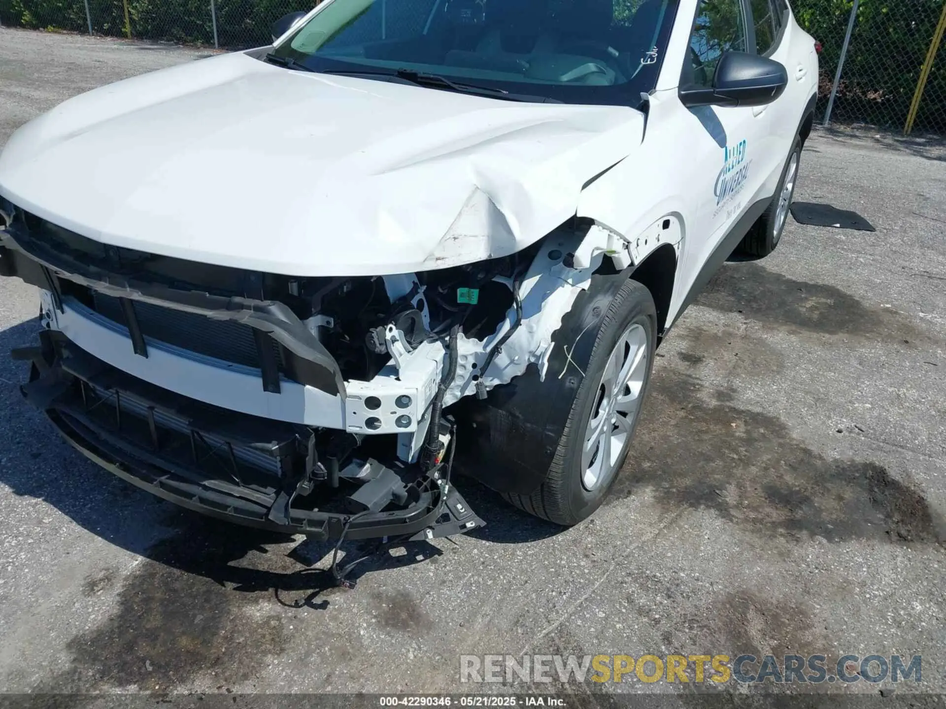 18 Photograph of a damaged car KL77LFE28RC131351 CHEVROLET TRAX 2024