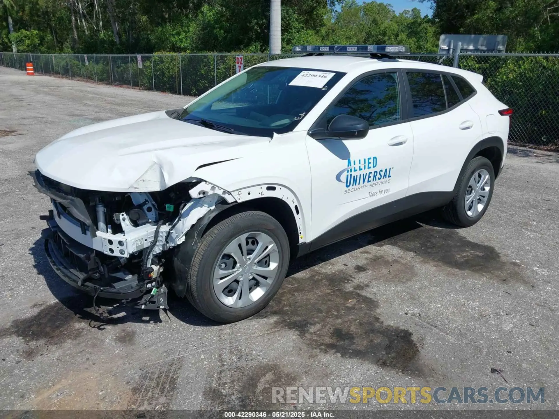 2 Photograph of a damaged car KL77LFE28RC131351 CHEVROLET TRAX 2024