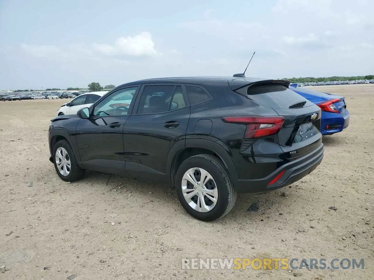 2 Photograph of a damaged car KL77LFE28RC165029 CHEVROLET TRAX 2024