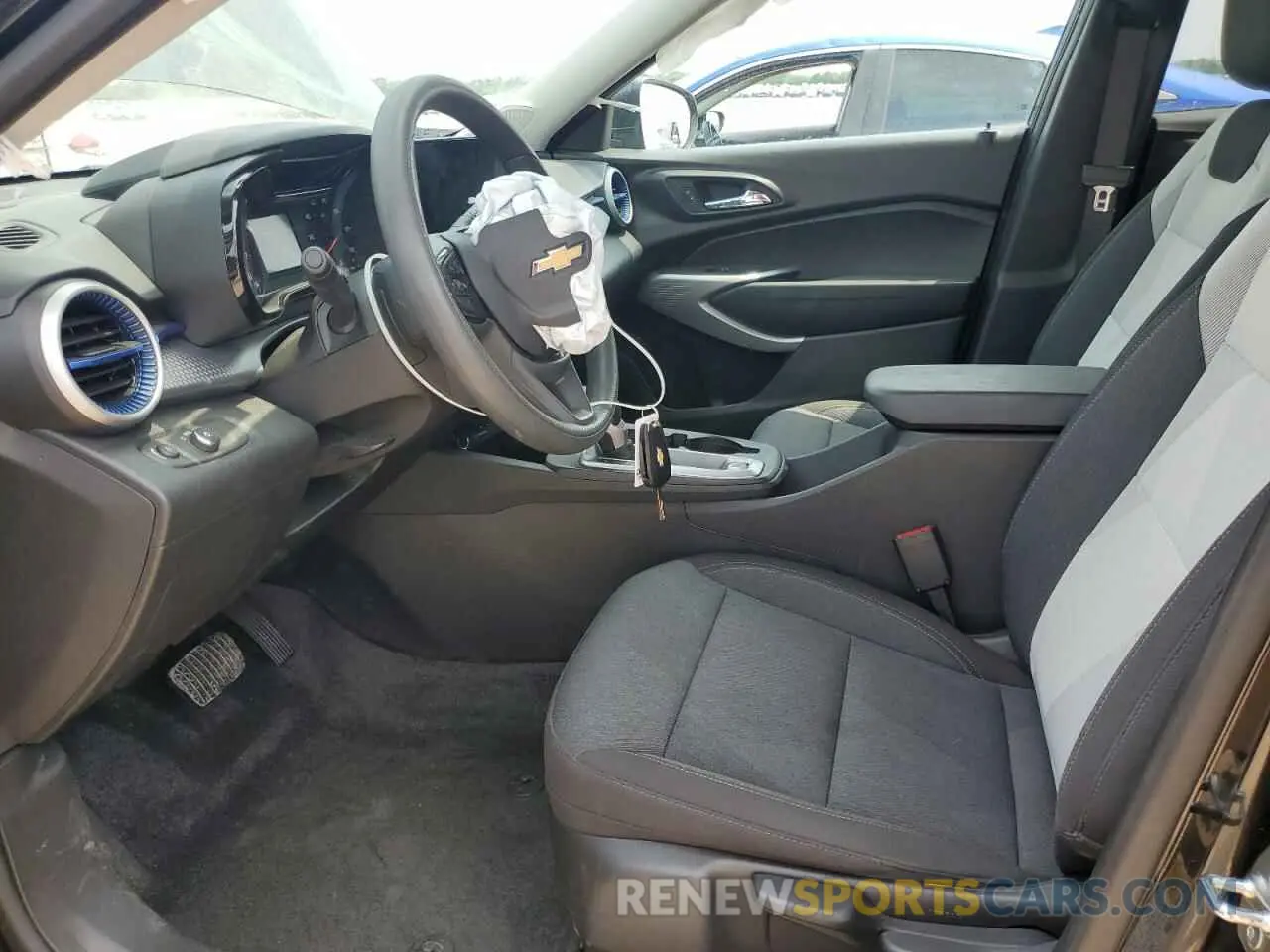 7 Photograph of a damaged car KL77LFE28RC165029 CHEVROLET TRAX 2024