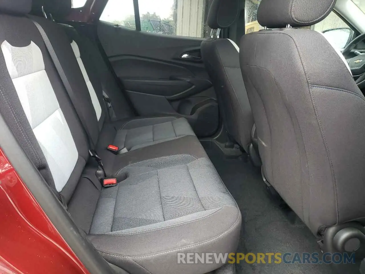 11 Photograph of a damaged car KL77LFE28RC220918 CHEVROLET TRAX 2024