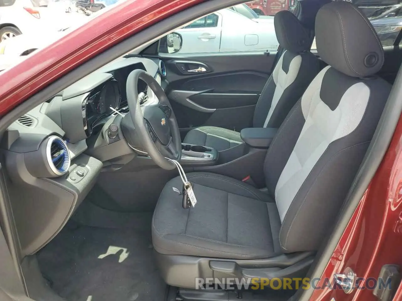 7 Photograph of a damaged car KL77LFE29RC077395 CHEVROLET TRAX 2024