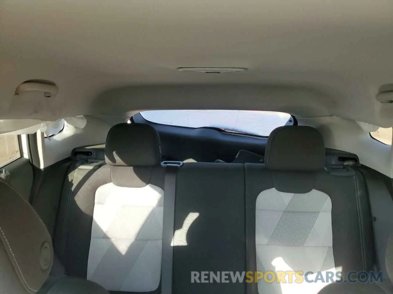 10 Photograph of a damaged car KL77LFE29RC097792 CHEVROLET TRAX 2024