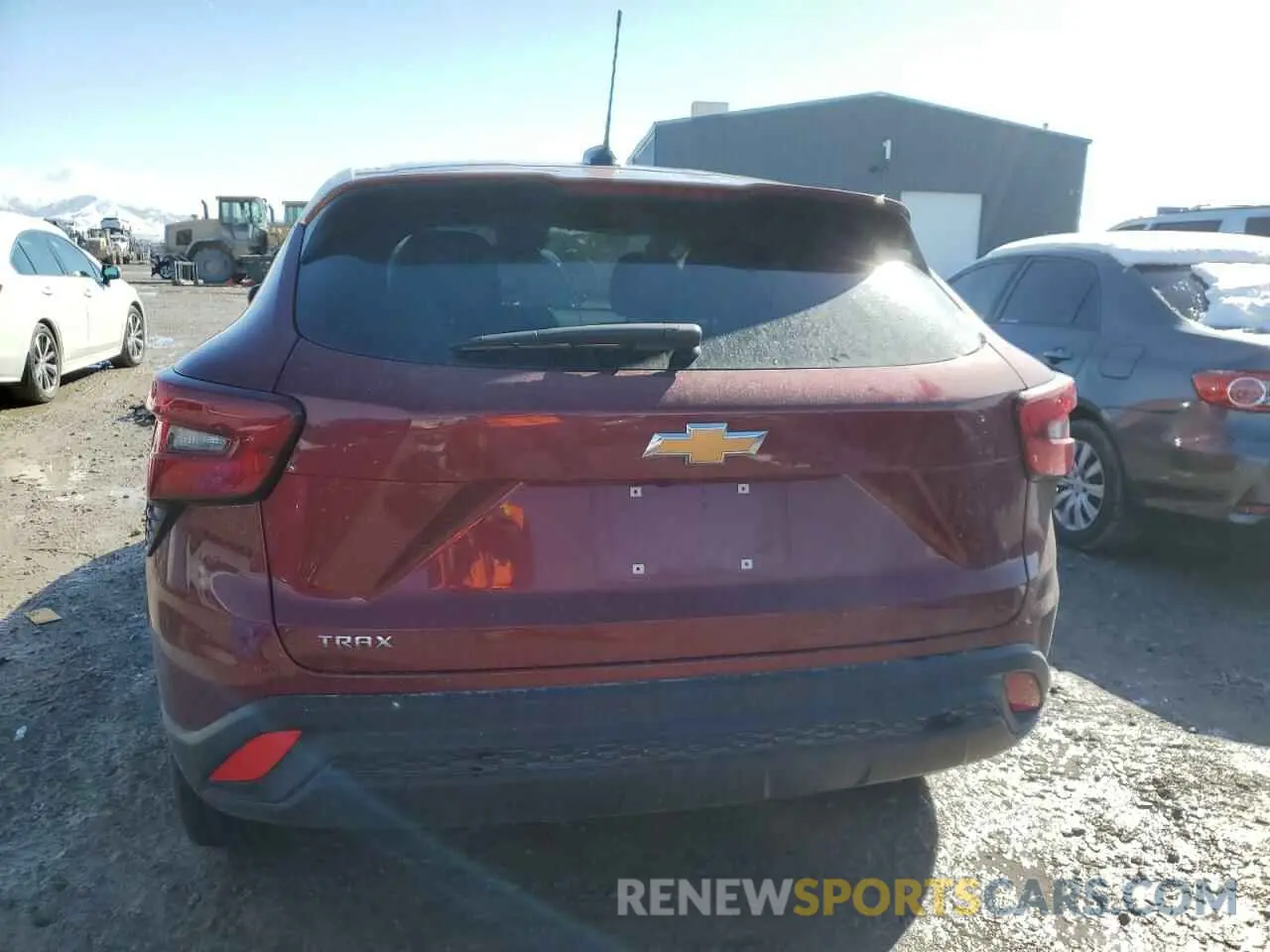 6 Photograph of a damaged car KL77LFE29RC122268 CHEVROLET TRAX 2024