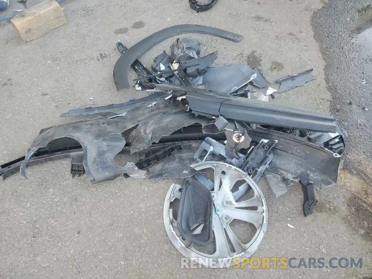 12 Photograph of a damaged car KL77LFE29RC130709 CHEVROLET TRAX 2024