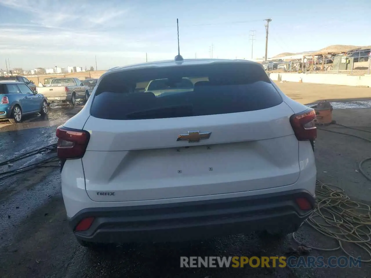 6 Photograph of a damaged car KL77LFE29RC130709 CHEVROLET TRAX 2024