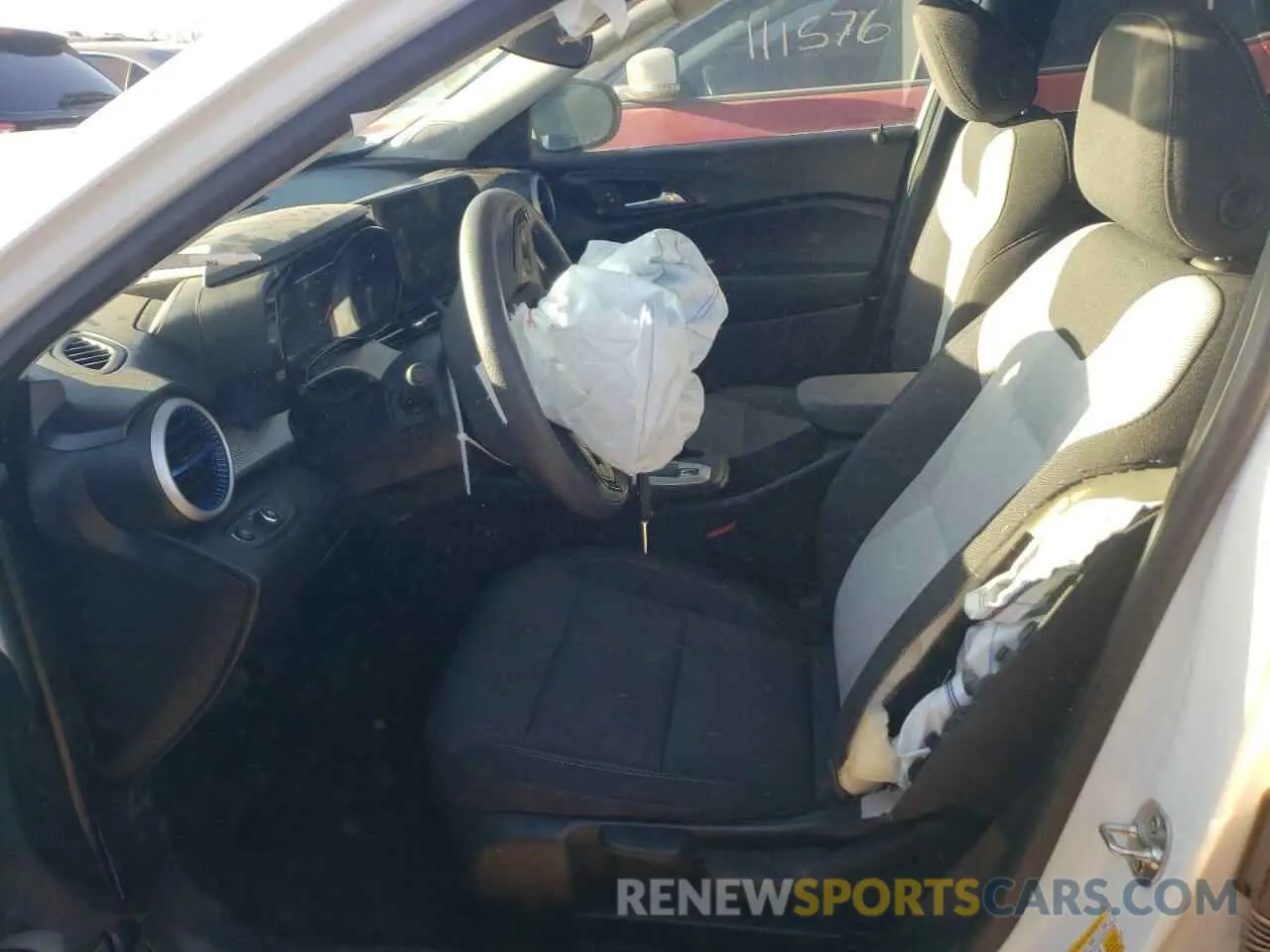 7 Photograph of a damaged car KL77LFE29RC130709 CHEVROLET TRAX 2024