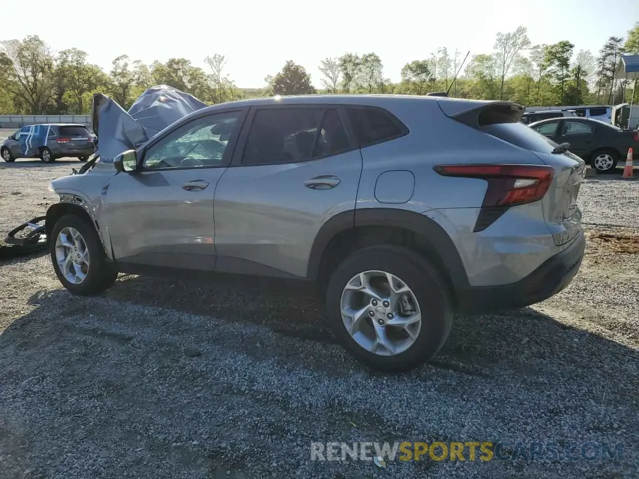 2 Photograph of a damaged car KL77LFE29RC207577 CHEVROLET TRAX 2024