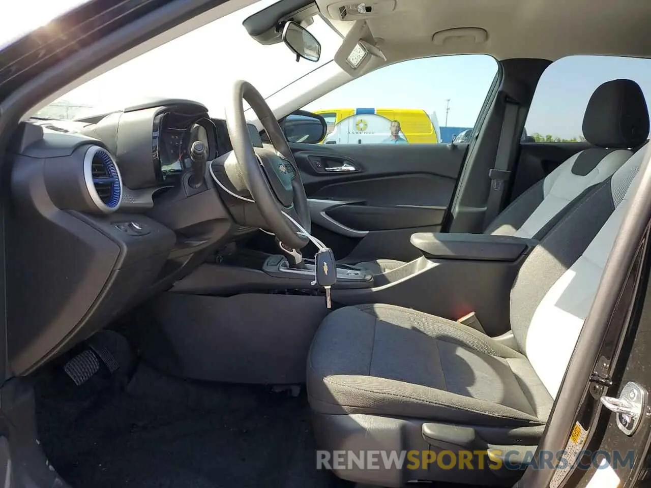 7 Photograph of a damaged car KL77LFE2XRC079379 CHEVROLET TRAX 2024