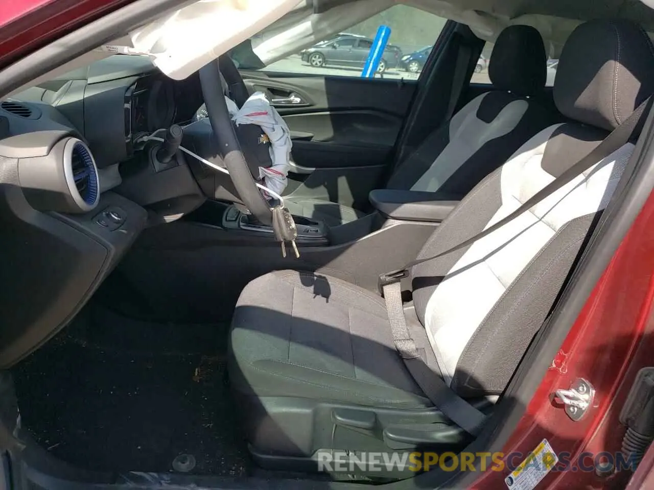 7 Photograph of a damaged car KL77LFE2XRC098661 CHEVROLET TRAX 2024