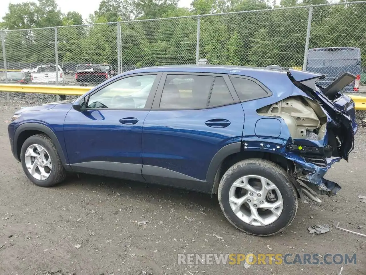 2 Photograph of a damaged car KL77LFE2XRC142691 CHEVROLET TRAX 2024