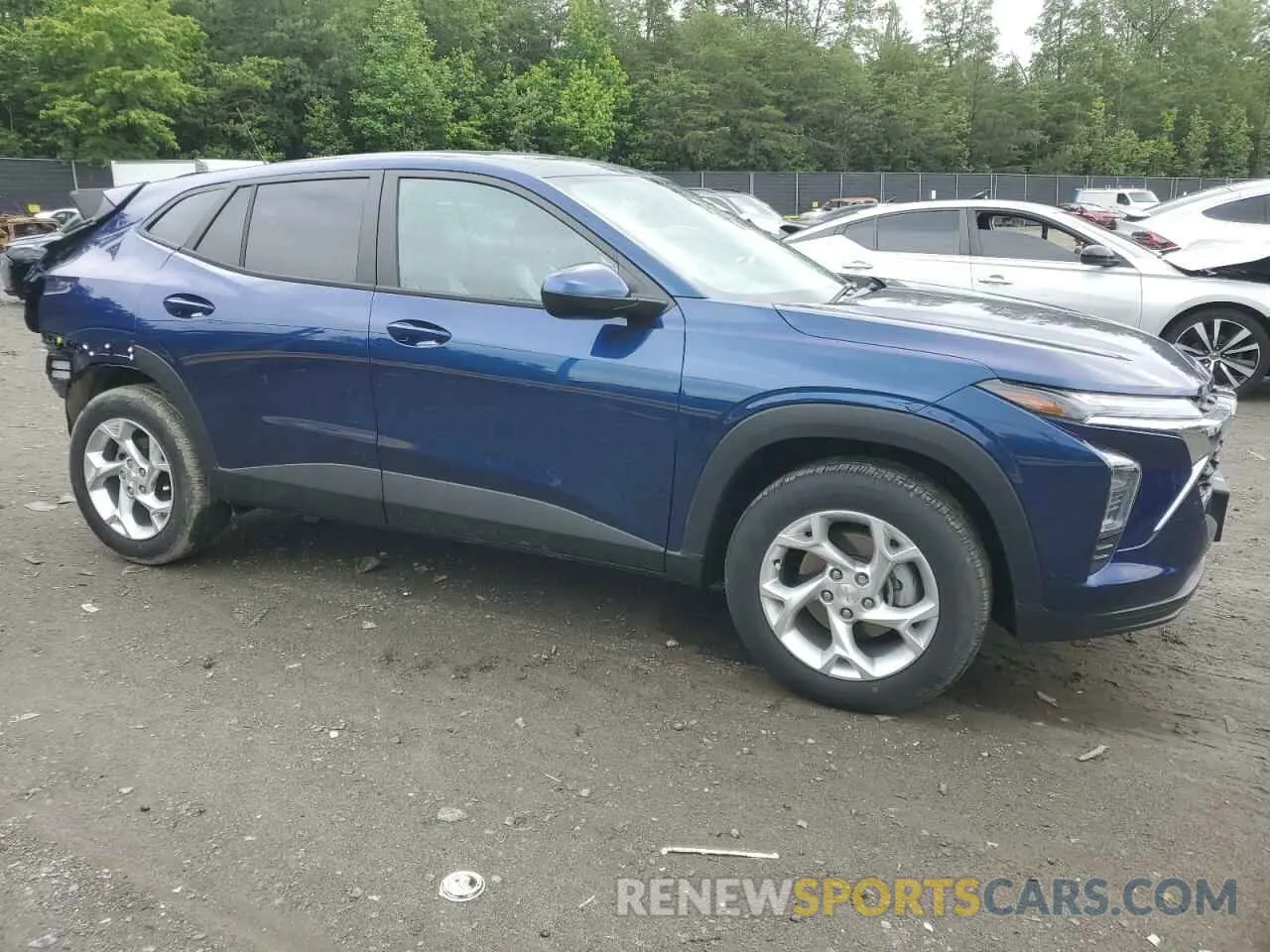 4 Photograph of a damaged car KL77LFE2XRC142691 CHEVROLET TRAX 2024