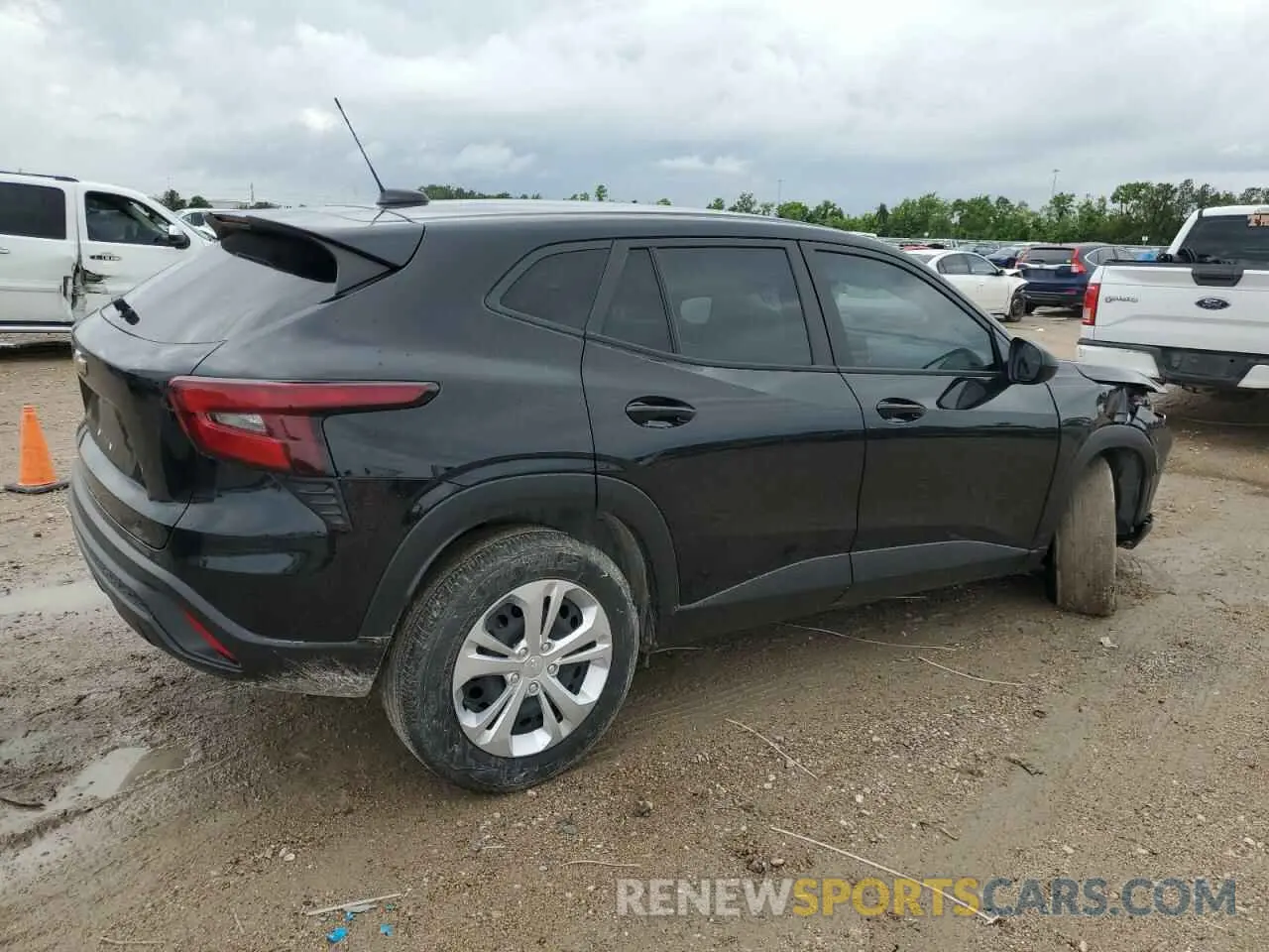 3 Photograph of a damaged car KL77LFE2XRC164612 CHEVROLET TRAX 2024