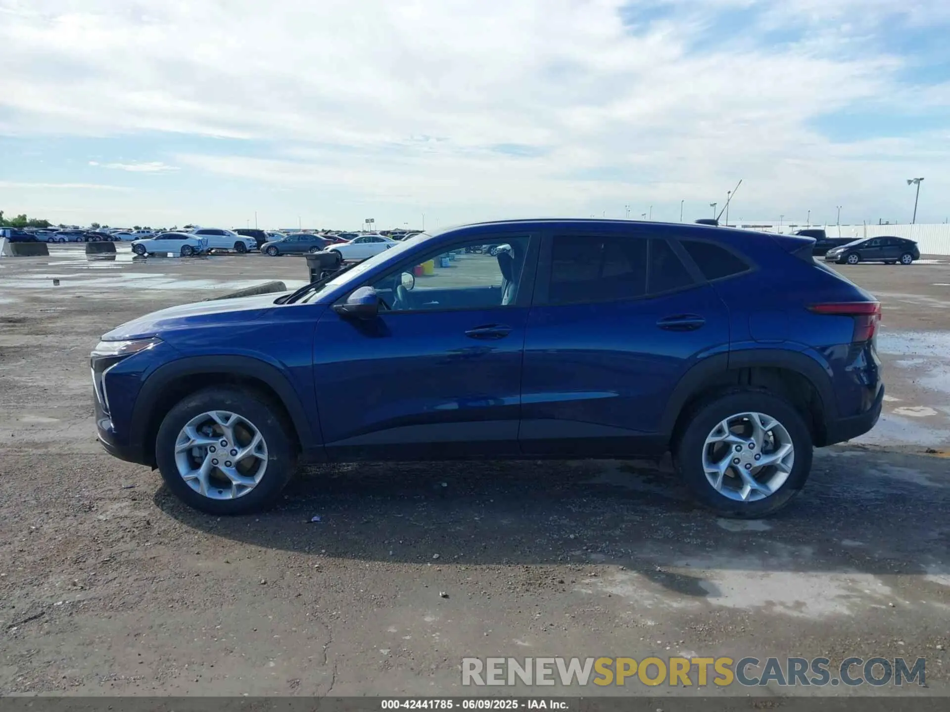 14 Photograph of a damaged car KL77LFE2XRC165758 CHEVROLET TRAX 2024