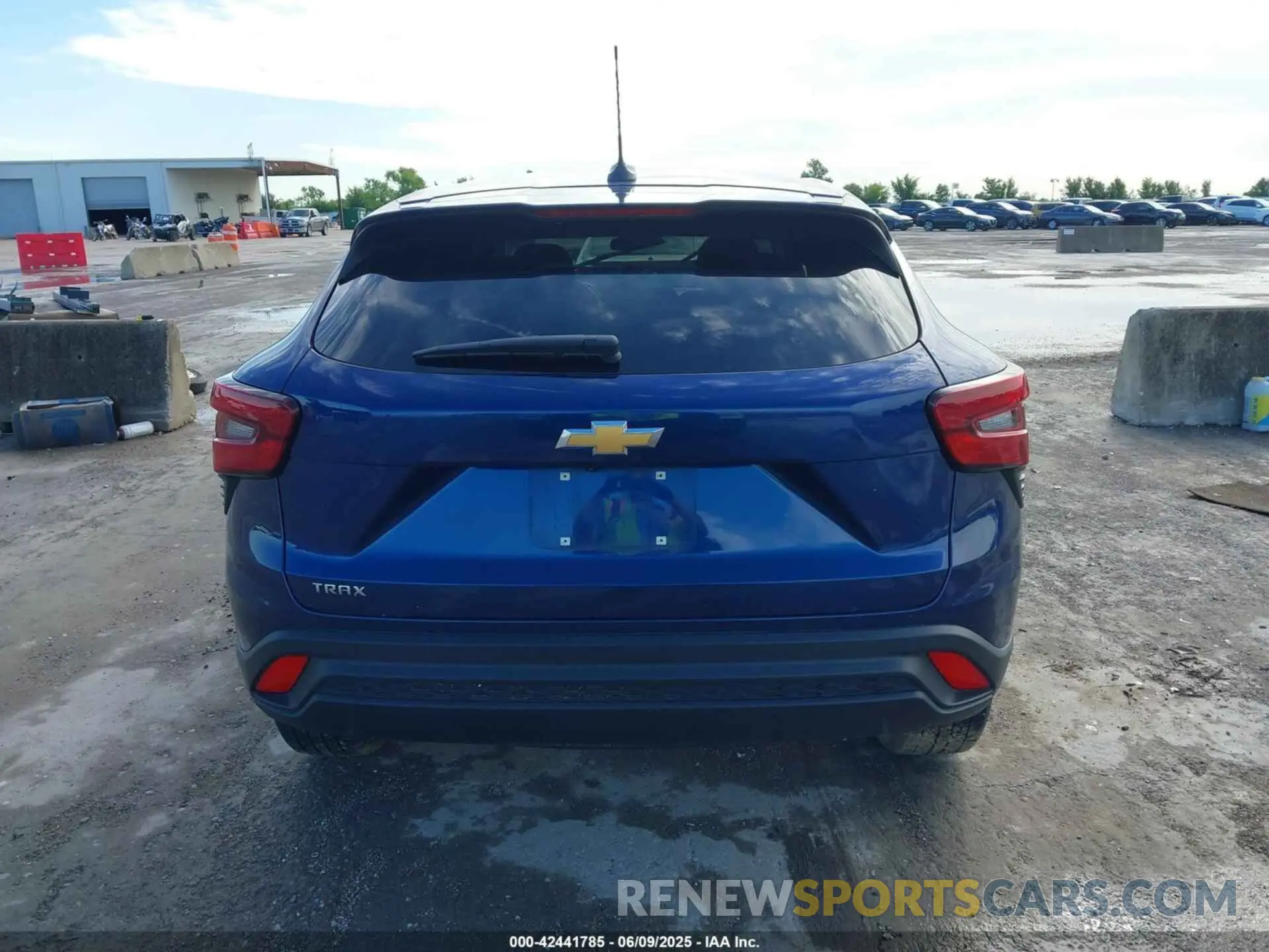 16 Photograph of a damaged car KL77LFE2XRC165758 CHEVROLET TRAX 2024