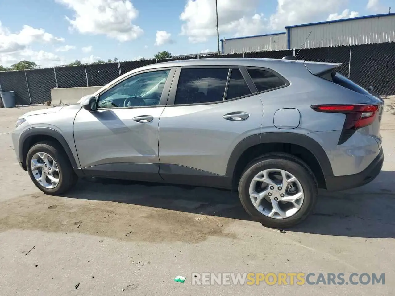 2 Photograph of a damaged car KL77LFE2XRC182866 CHEVROLET TRAX 2024