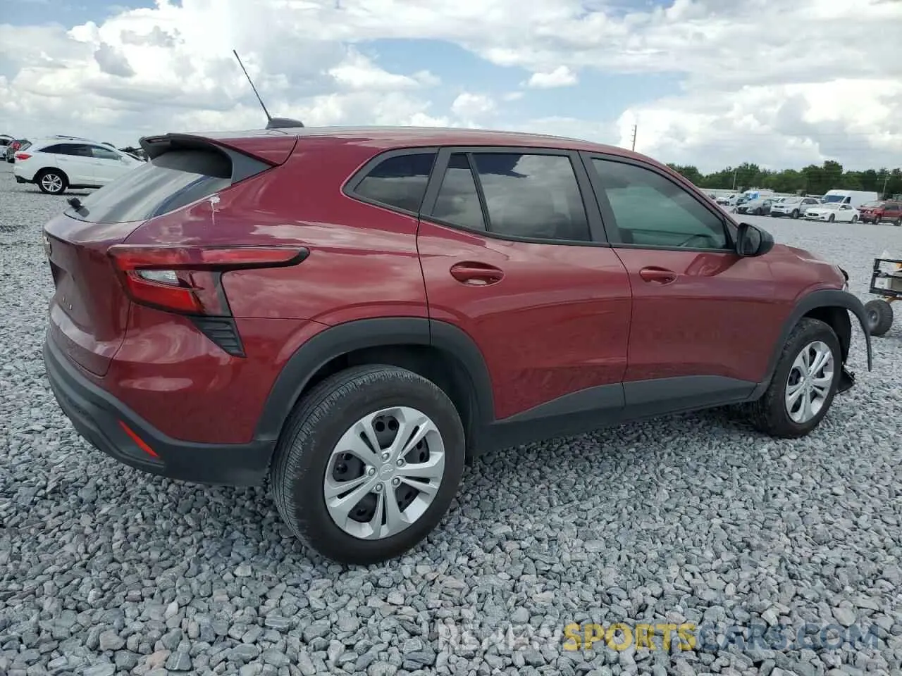 3 Photograph of a damaged car KL77LFE2XRC192748 CHEVROLET TRAX 2024