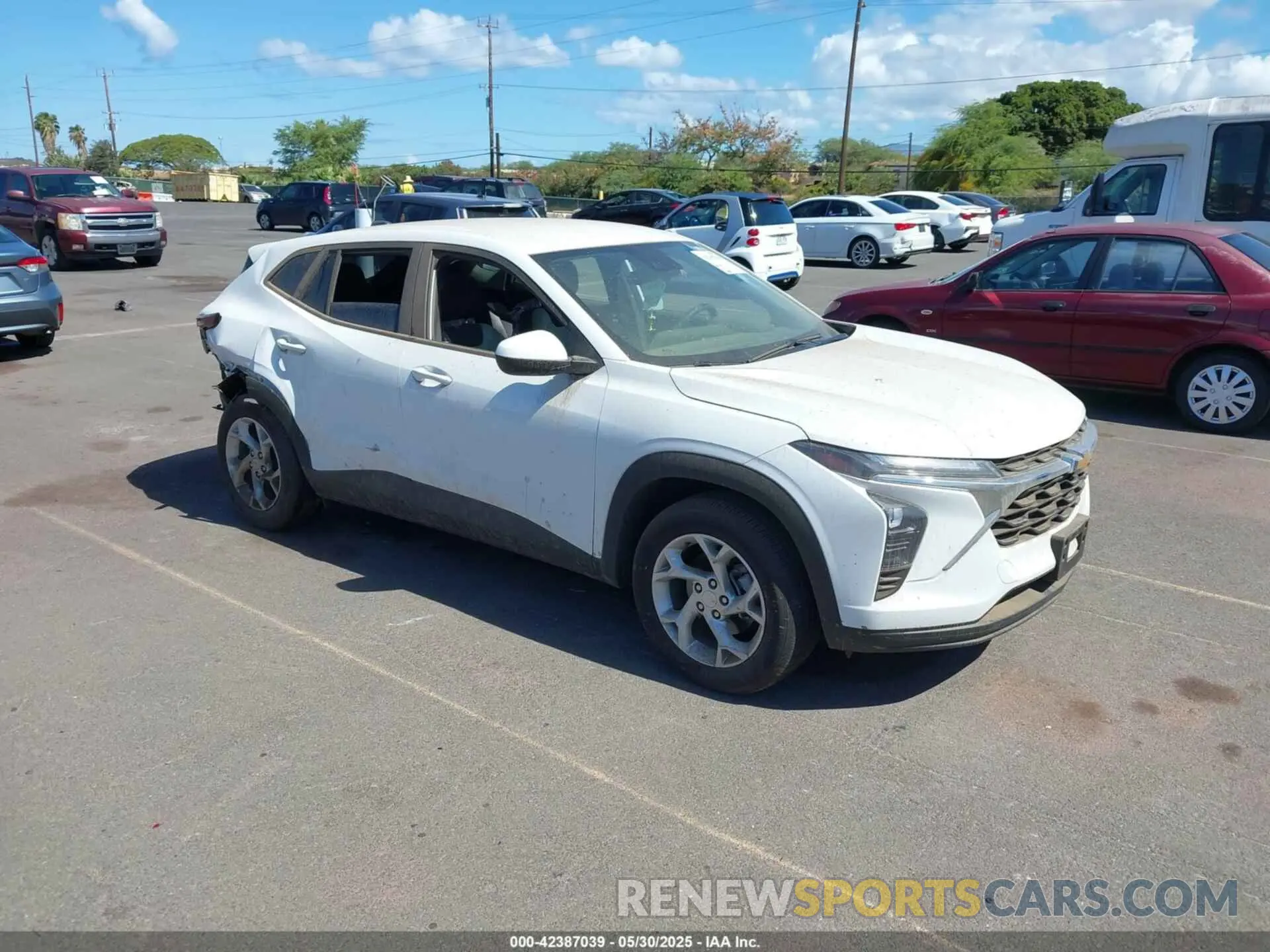 1 Photograph of a damaged car KL77LFE2XRC227112 CHEVROLET TRAX 2024