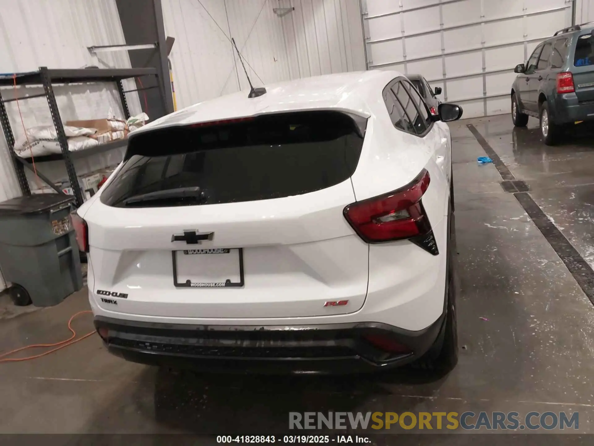 16 Photograph of a damaged car KL77LGE20RC027412 CHEVROLET TRAX 2024