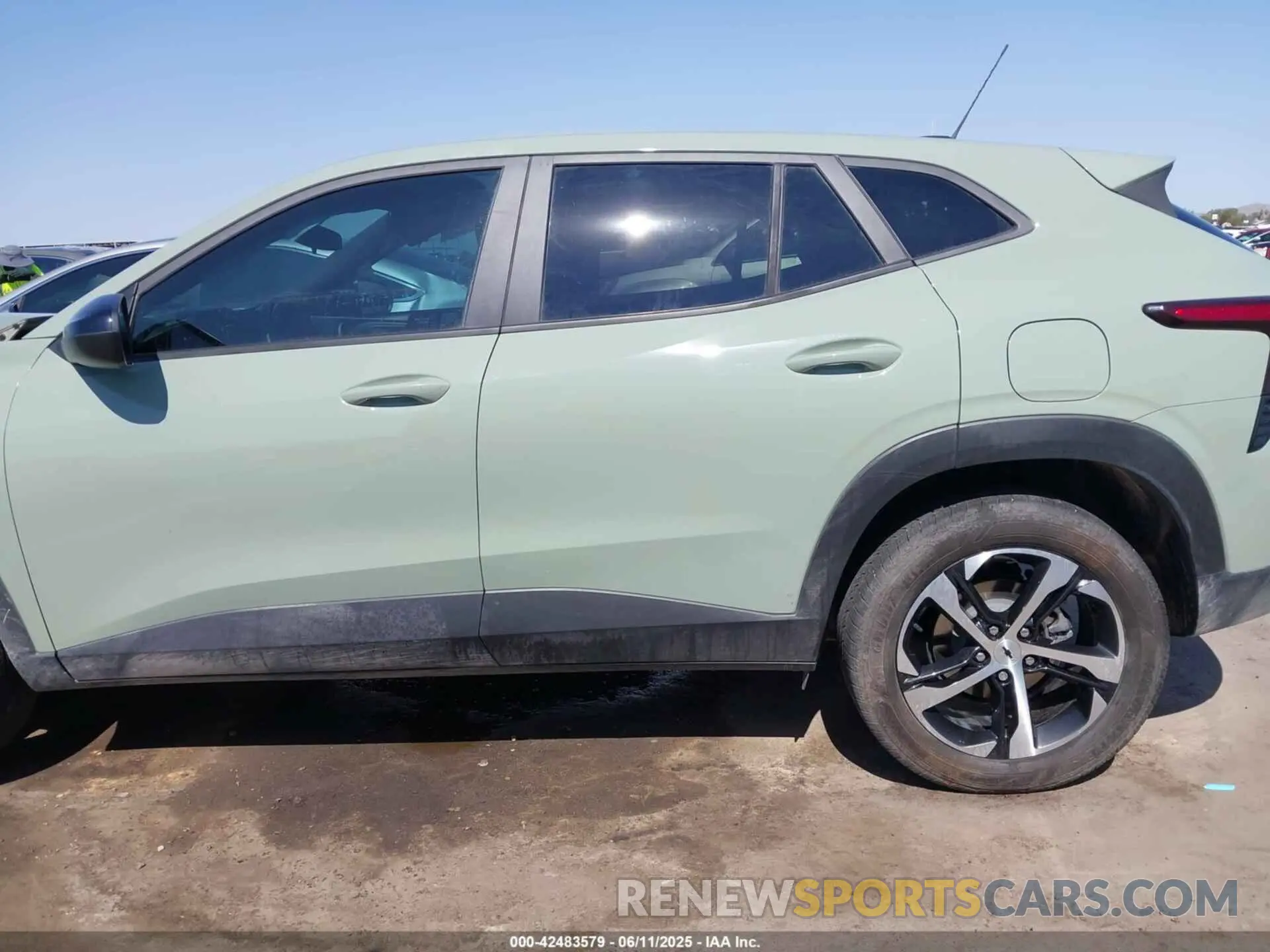 14 Photograph of a damaged car KL77LGE20RC210843 CHEVROLET TRAX 2024