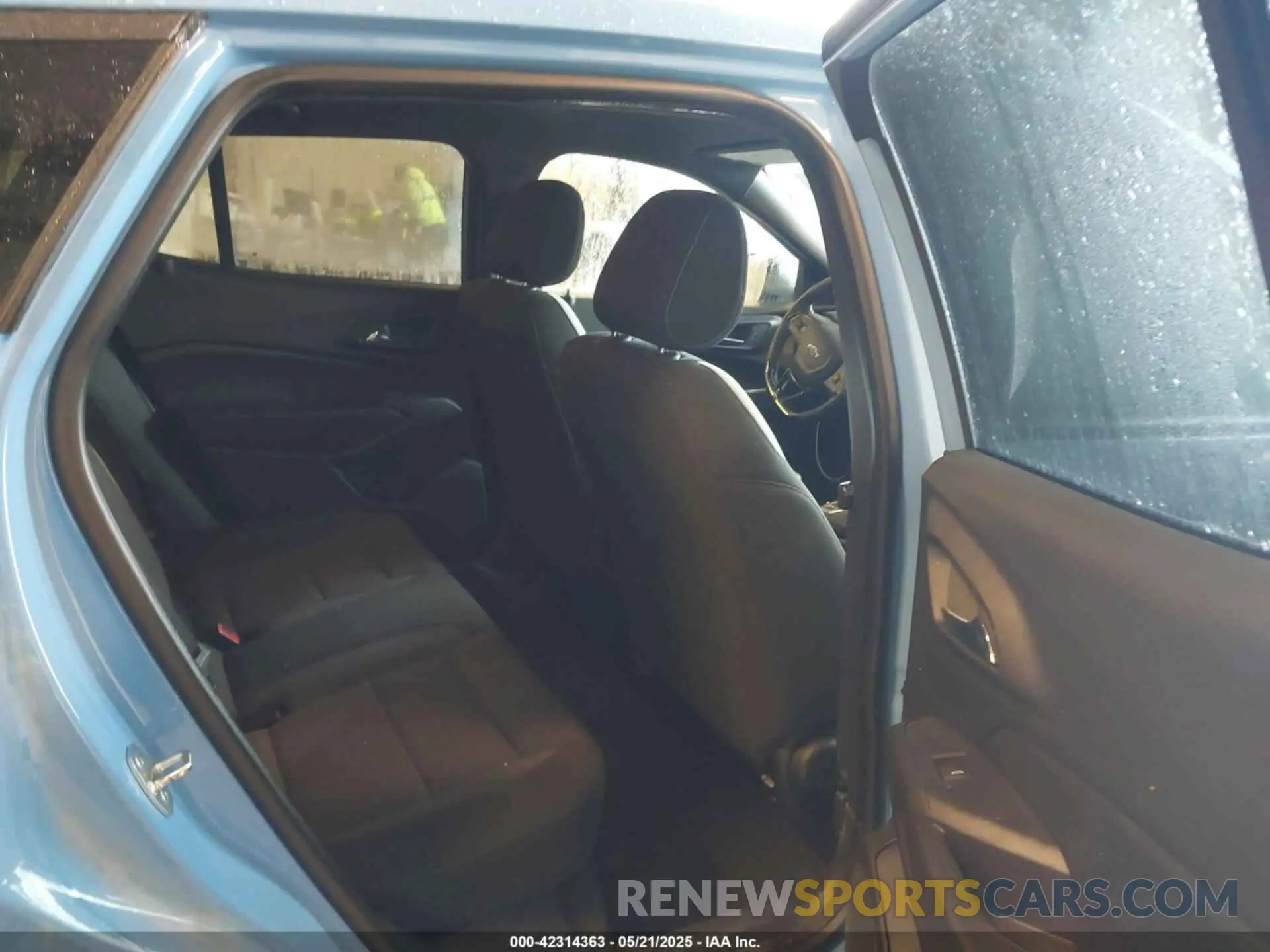 8 Photograph of a damaged car KL77LGE21RC057101 CHEVROLET TRAX 2024