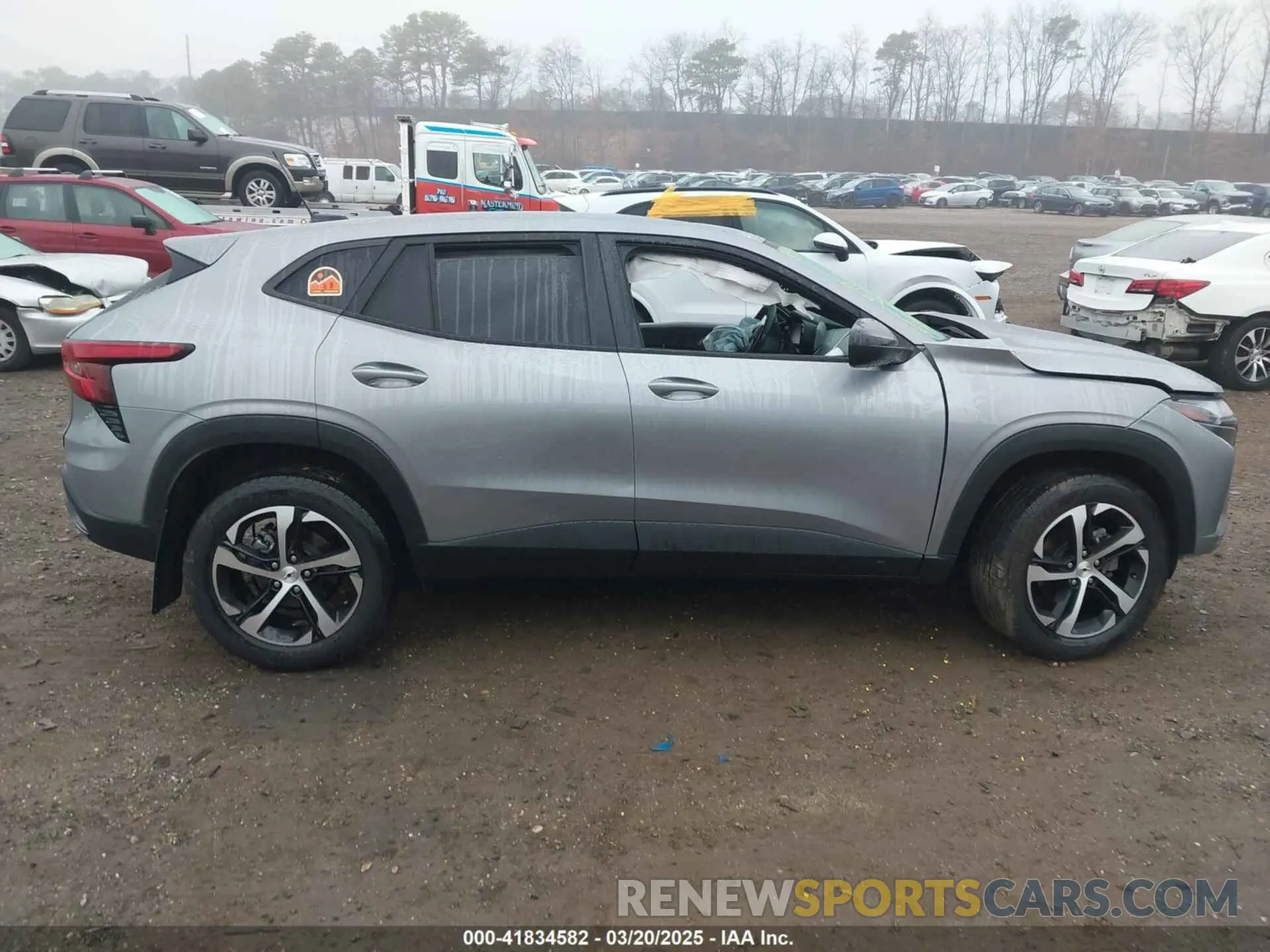 13 Photograph of a damaged car KL77LGE21RC152404 CHEVROLET TRAX 2024