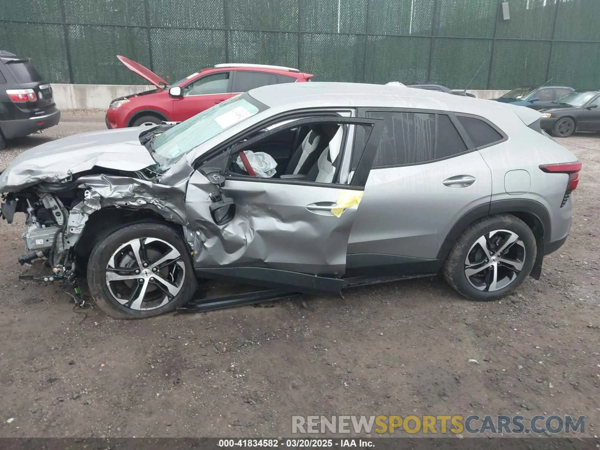 14 Photograph of a damaged car KL77LGE21RC152404 CHEVROLET TRAX 2024