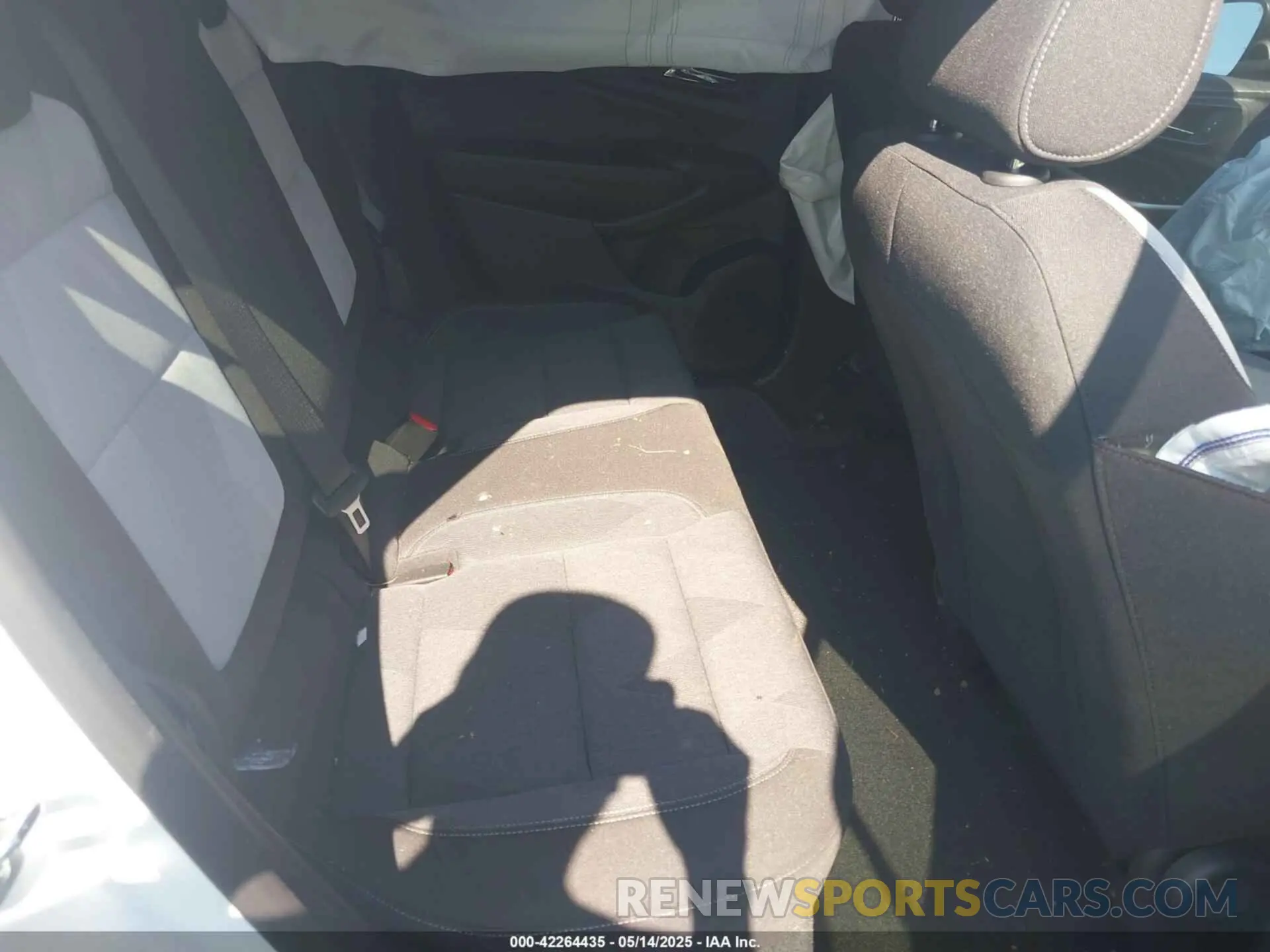 8 Photograph of a damaged car KL77LGE23RC194203 CHEVROLET TRAX 2024