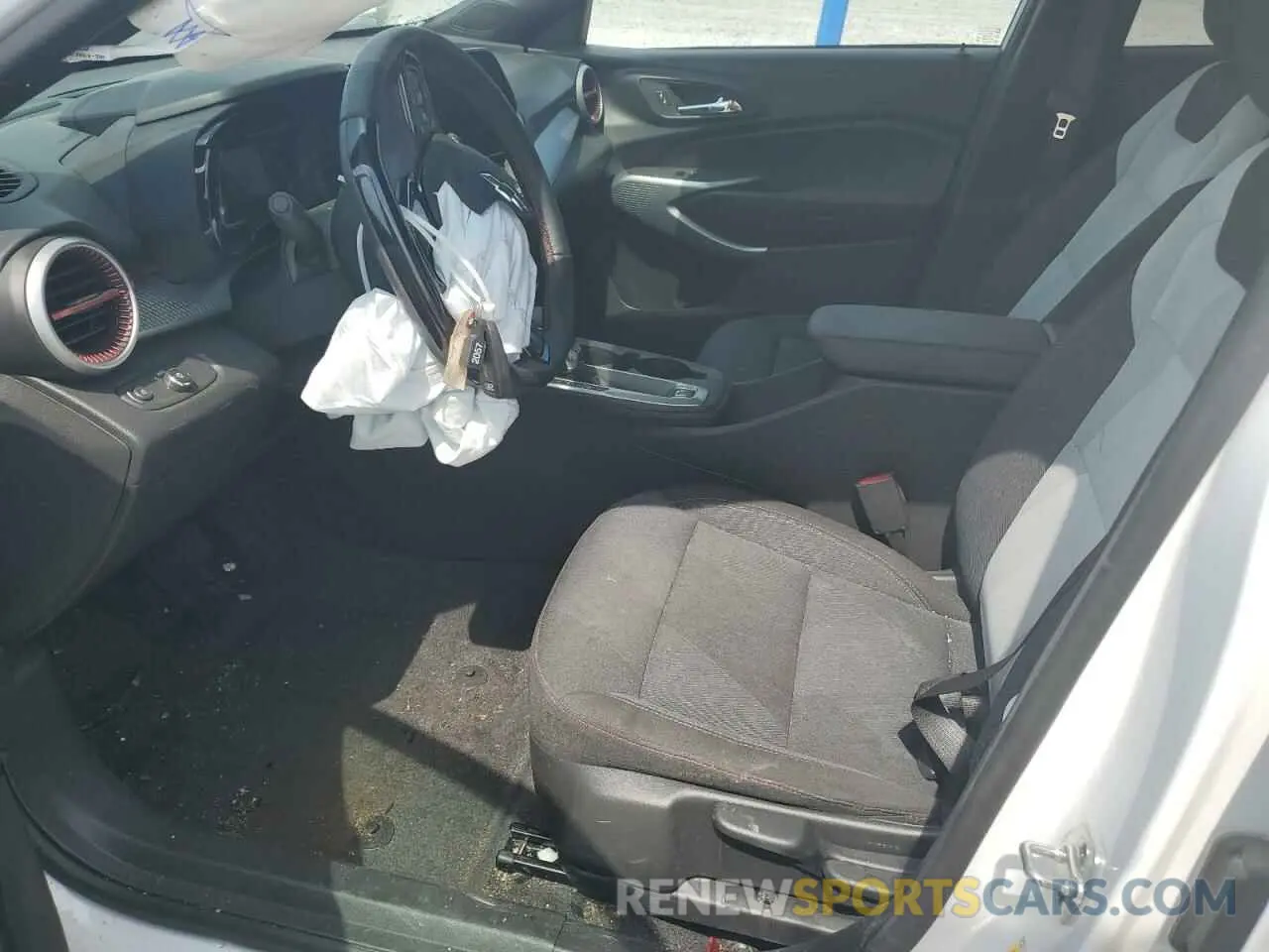 7 Photograph of a damaged car KL77LGE23RC223831 CHEVROLET TRAX 2024