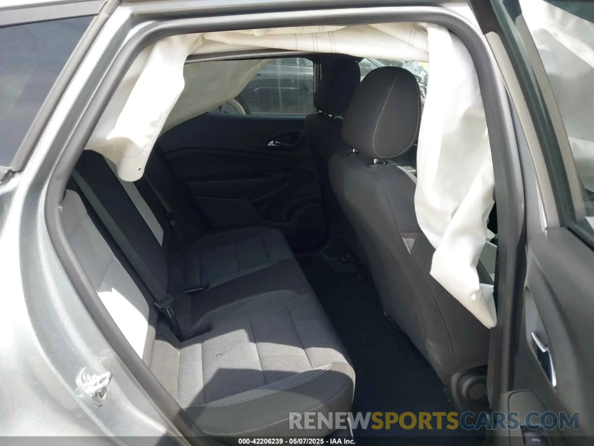 8 Photograph of a damaged car KL77LGE24RT237205 CHEVROLET TRAX 2024