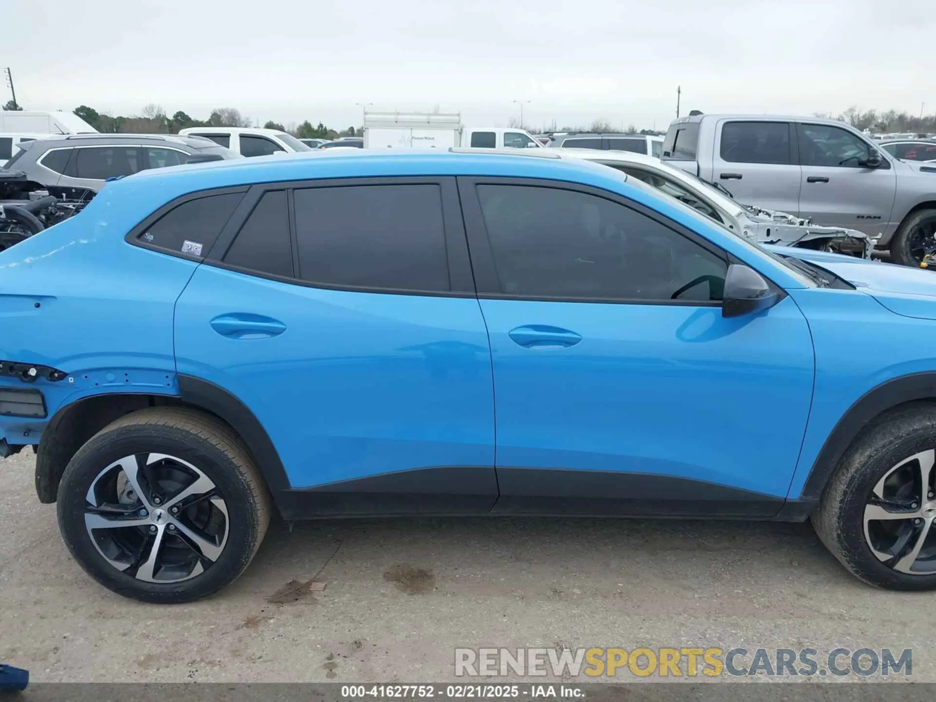 13 Photograph of a damaged car KL77LGE26RC013224 CHEVROLET TRAX 2024