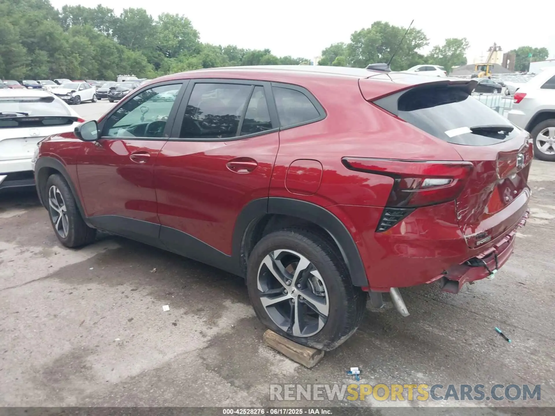 3 Photograph of a damaged car KL77LGE26RC045722 CHEVROLET TRAX 2024