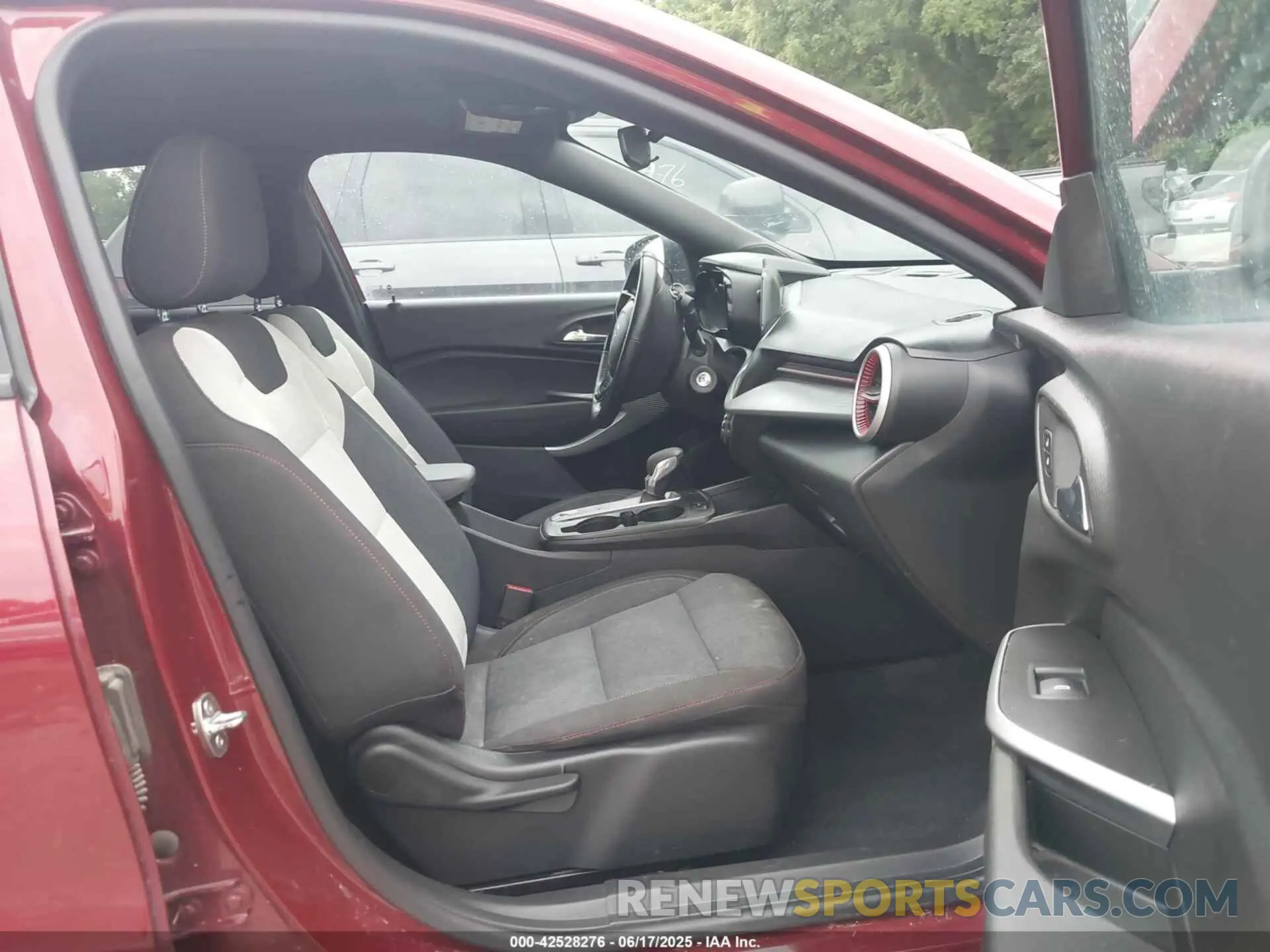 5 Photograph of a damaged car KL77LGE26RC045722 CHEVROLET TRAX 2024