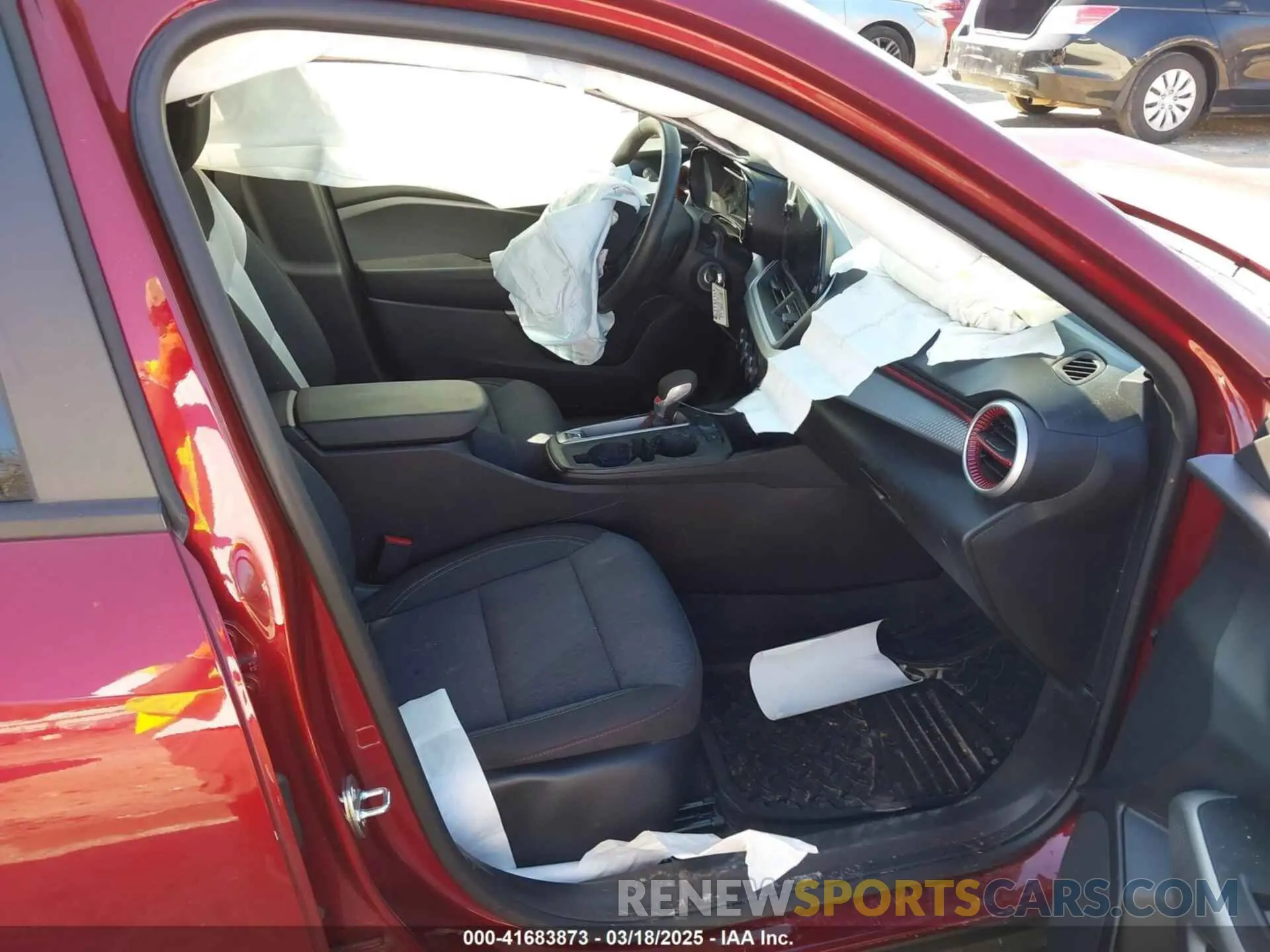 5 Photograph of a damaged car KL77LGE26RC057594 CHEVROLET TRAX 2024