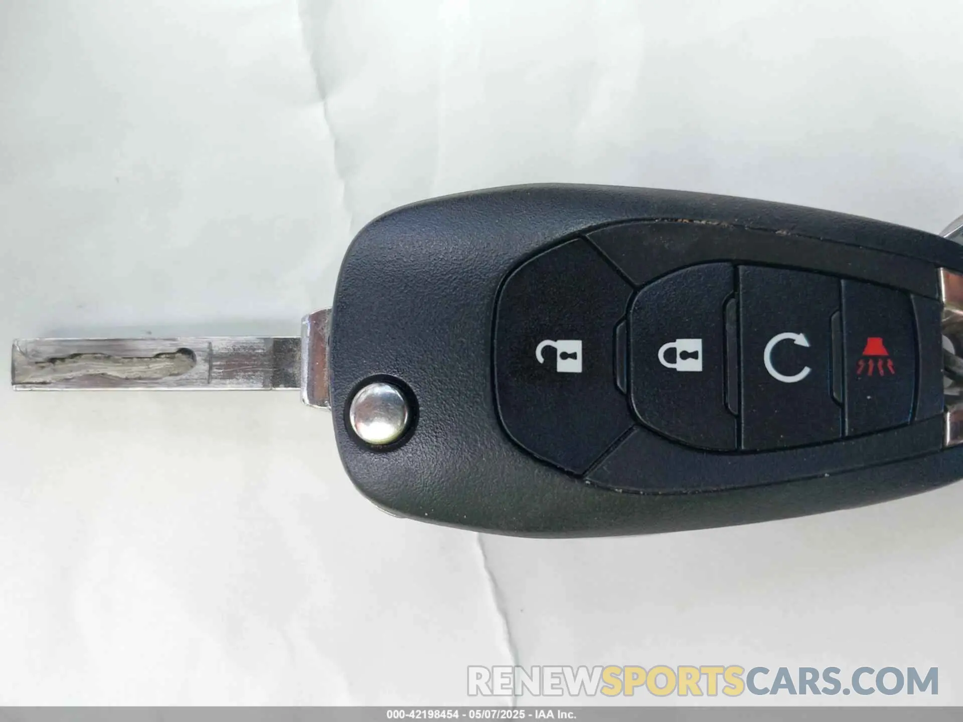 11 Photograph of a damaged car KL77LGE26RC141429 CHEVROLET TRAX 2024