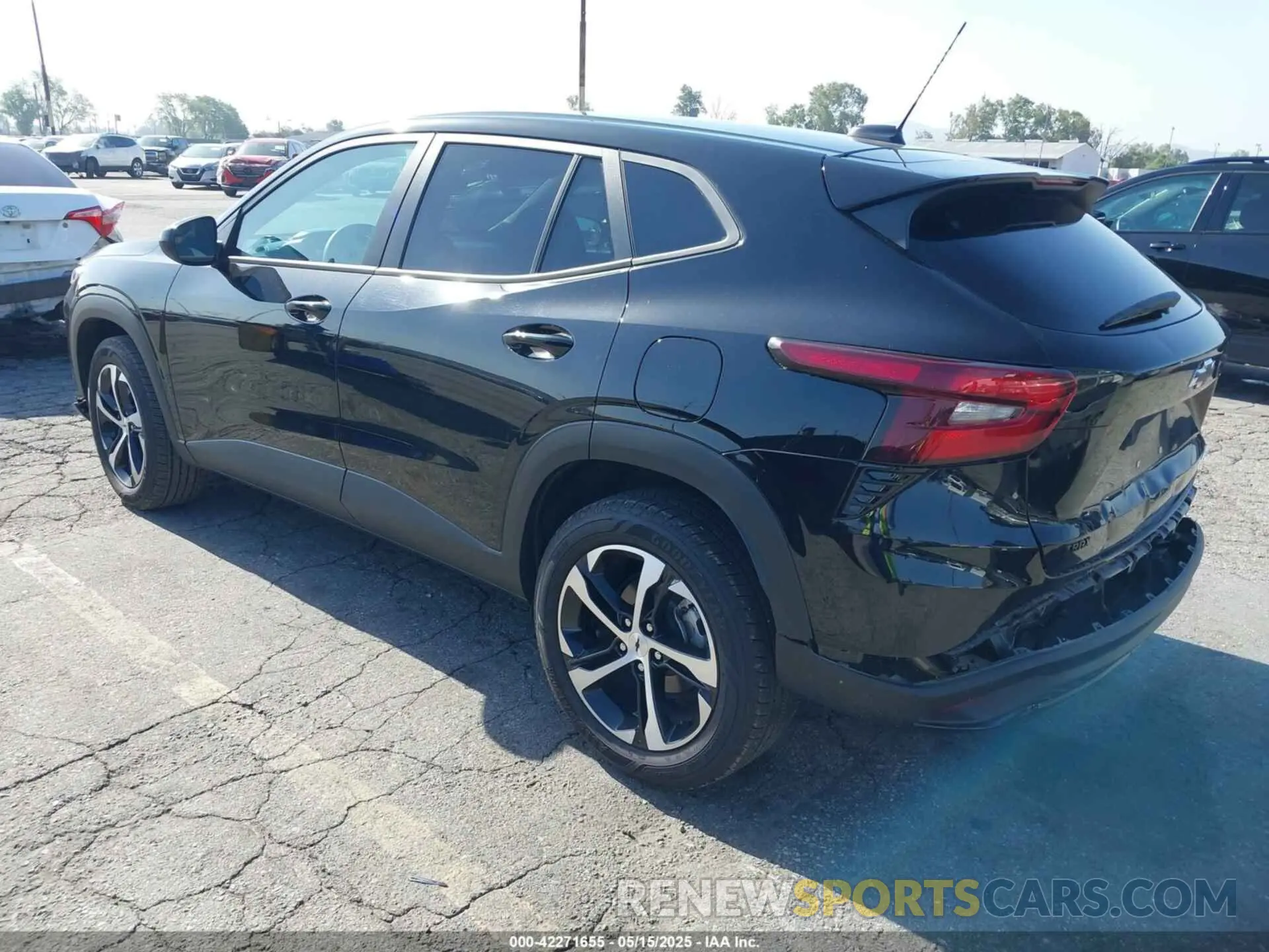 3 Photograph of a damaged car KL77LGE27RC126292 CHEVROLET TRAX 2024