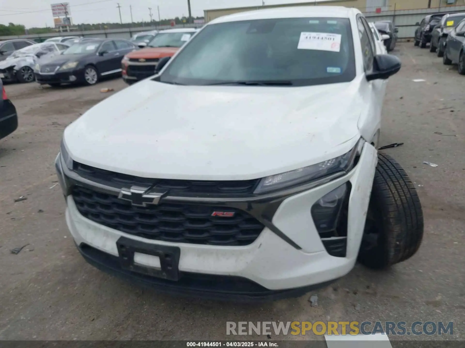 12 Photograph of a damaged car KL77LGE28RC139620 CHEVROLET TRAX 2024