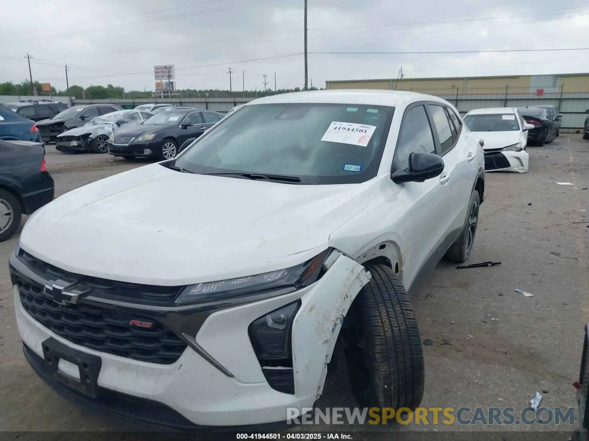 2 Photograph of a damaged car KL77LGE28RC139620 CHEVROLET TRAX 2024