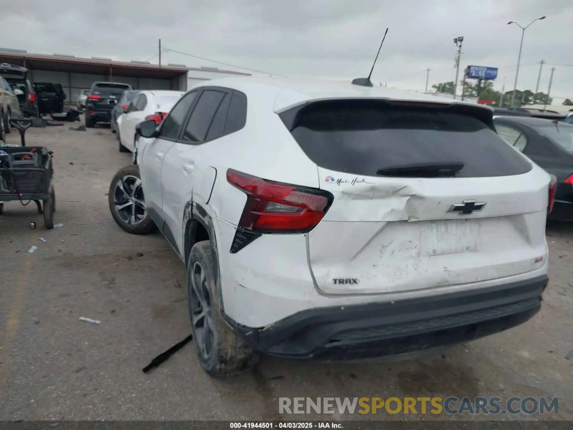 3 Photograph of a damaged car KL77LGE28RC139620 CHEVROLET TRAX 2024