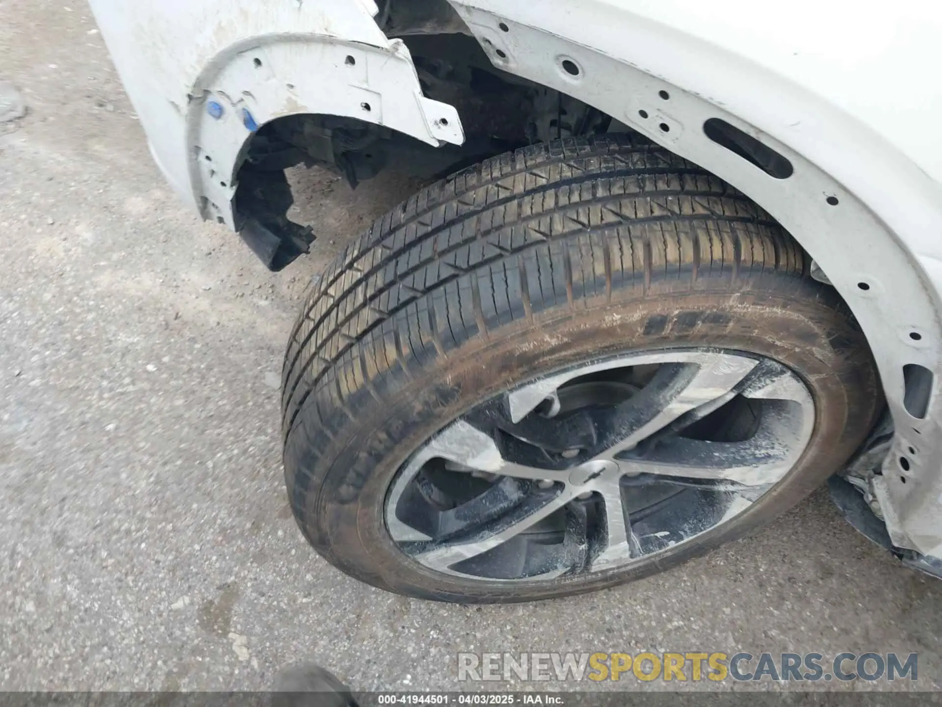 6 Photograph of a damaged car KL77LGE28RC139620 CHEVROLET TRAX 2024