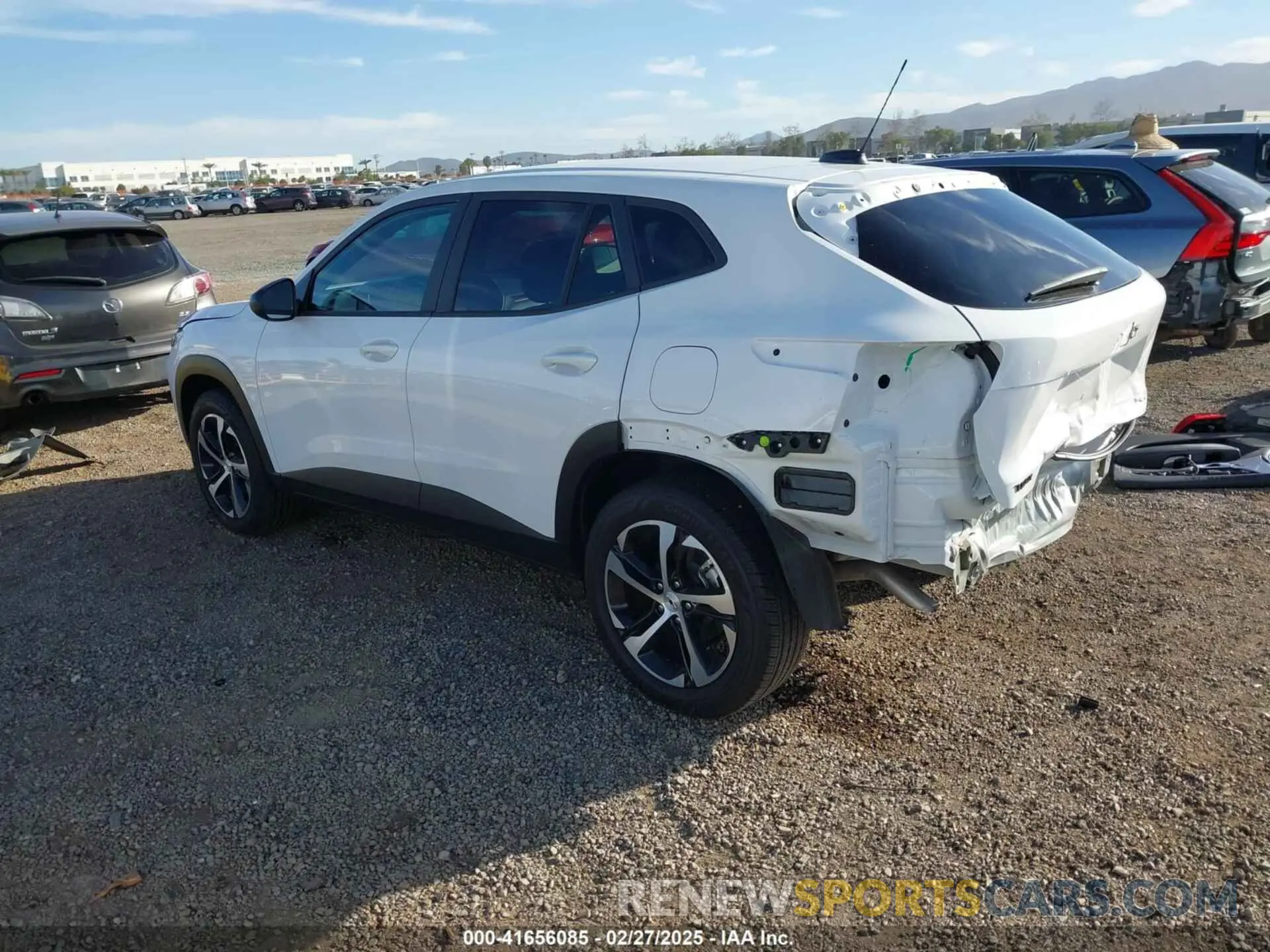 3 Photograph of a damaged car KL77LGE28RC231648 CHEVROLET TRAX 2024