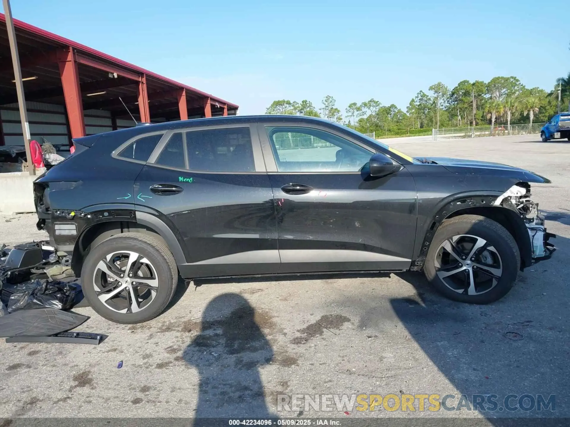 13 Photograph of a damaged car KL77LGE29RC078021 CHEVROLET TRAX 2024