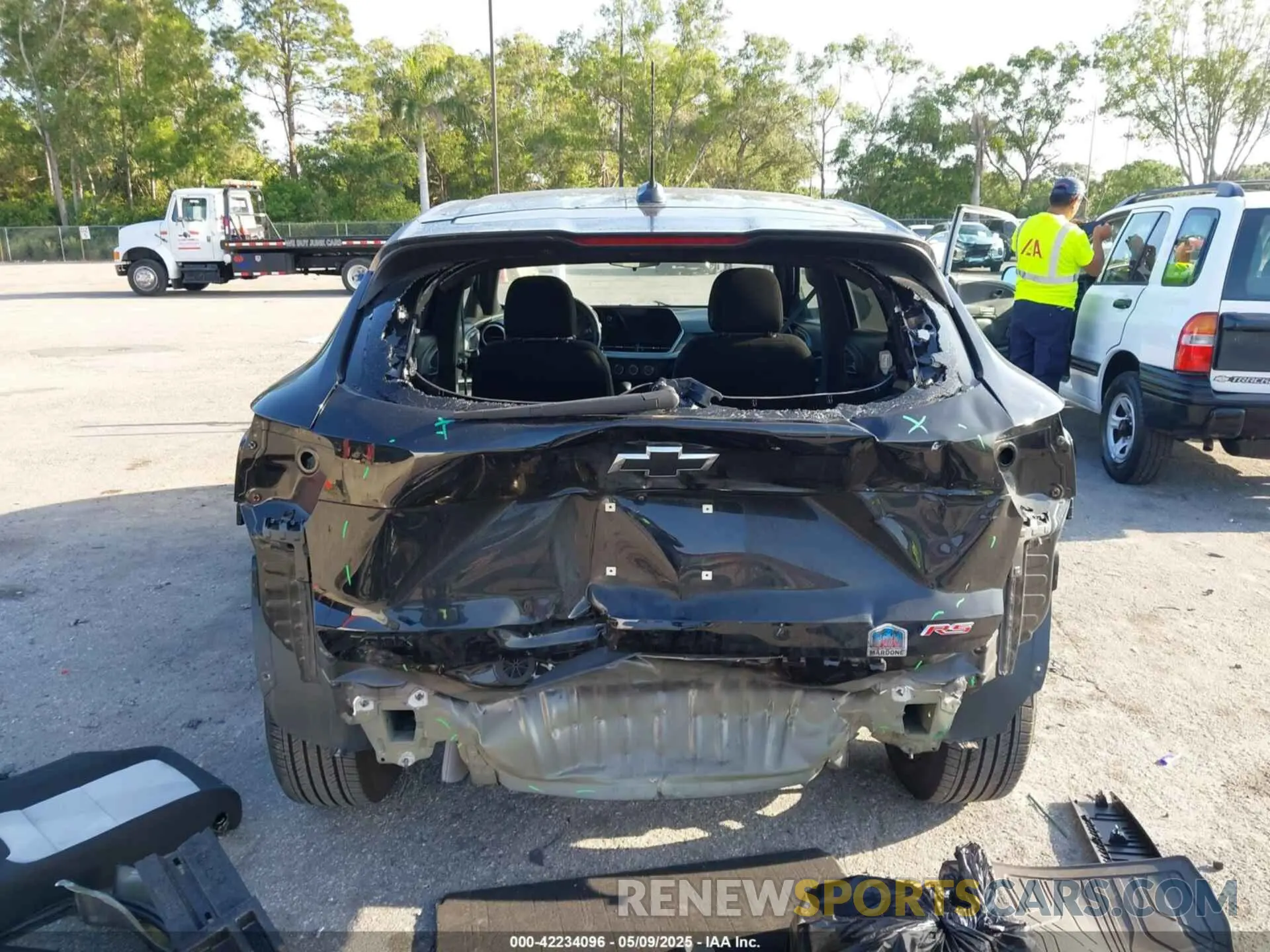 16 Photograph of a damaged car KL77LGE29RC078021 CHEVROLET TRAX 2024