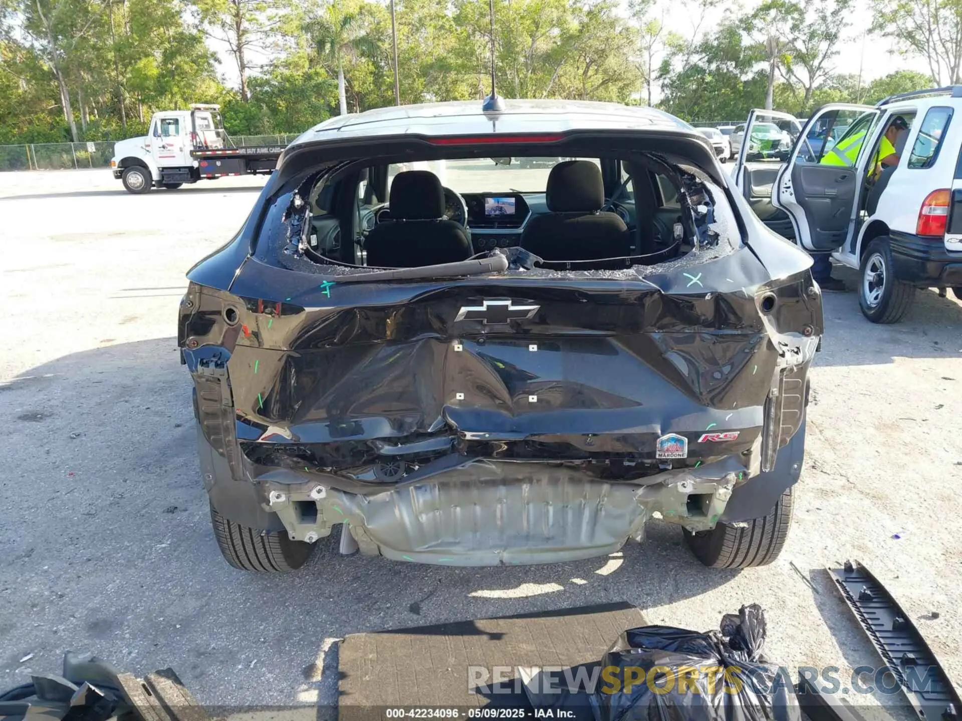 6 Photograph of a damaged car KL77LGE29RC078021 CHEVROLET TRAX 2024